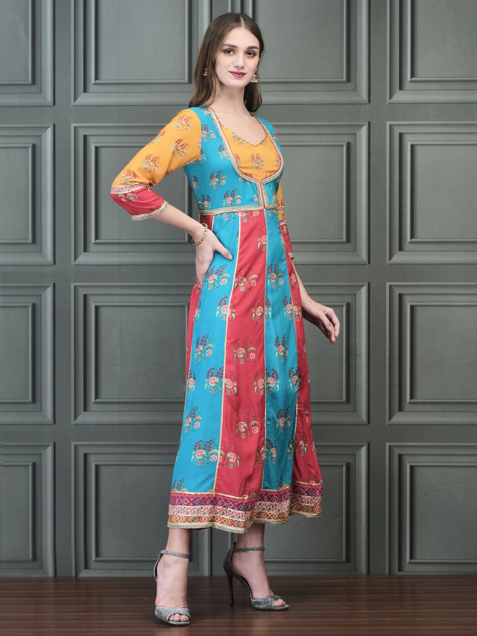 Adjustable Hem Women Liva (Rayon) Multicolor Floral Print Dress