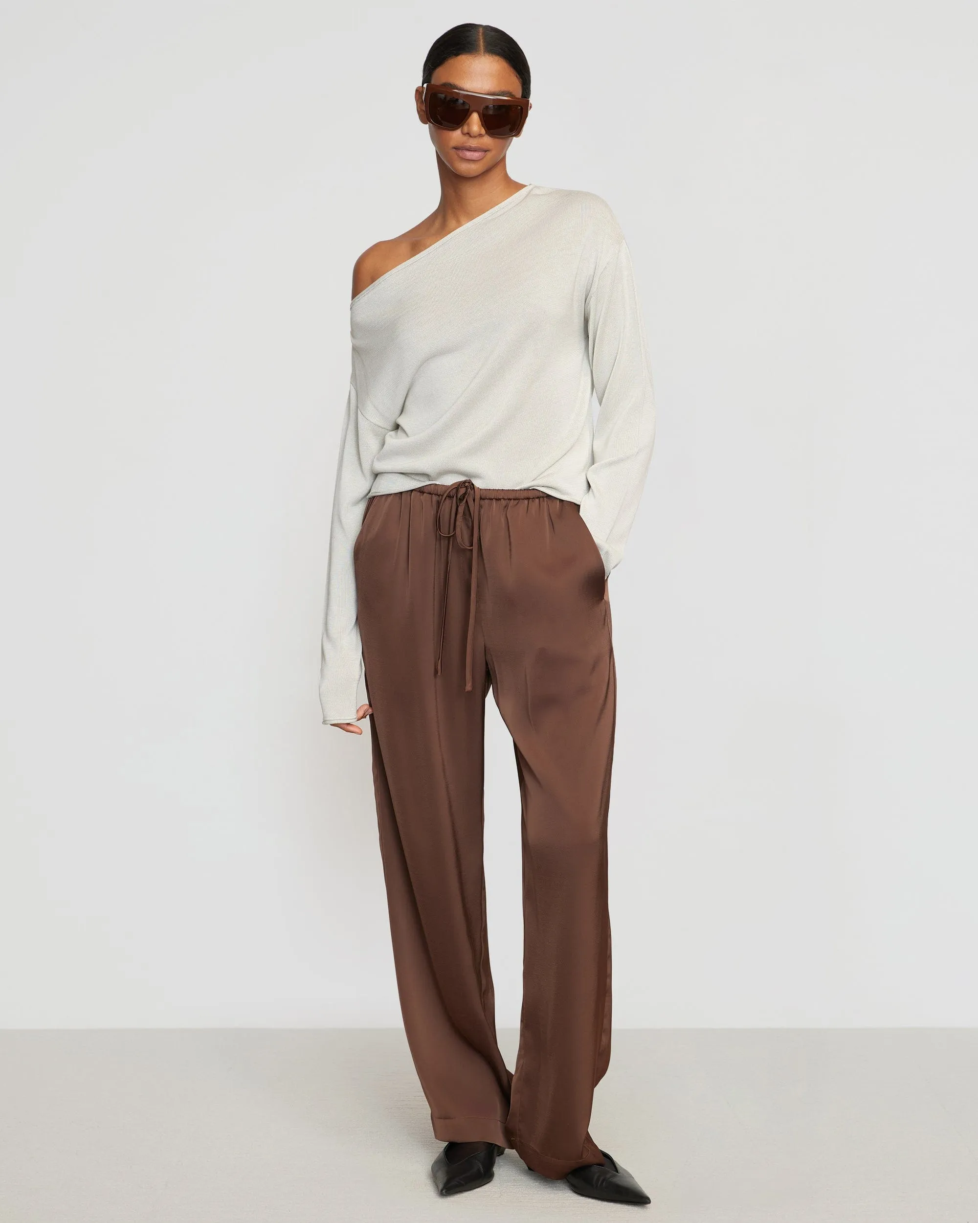Dana Stretch-Waist Satin Pant Sleek Look Modern Cut