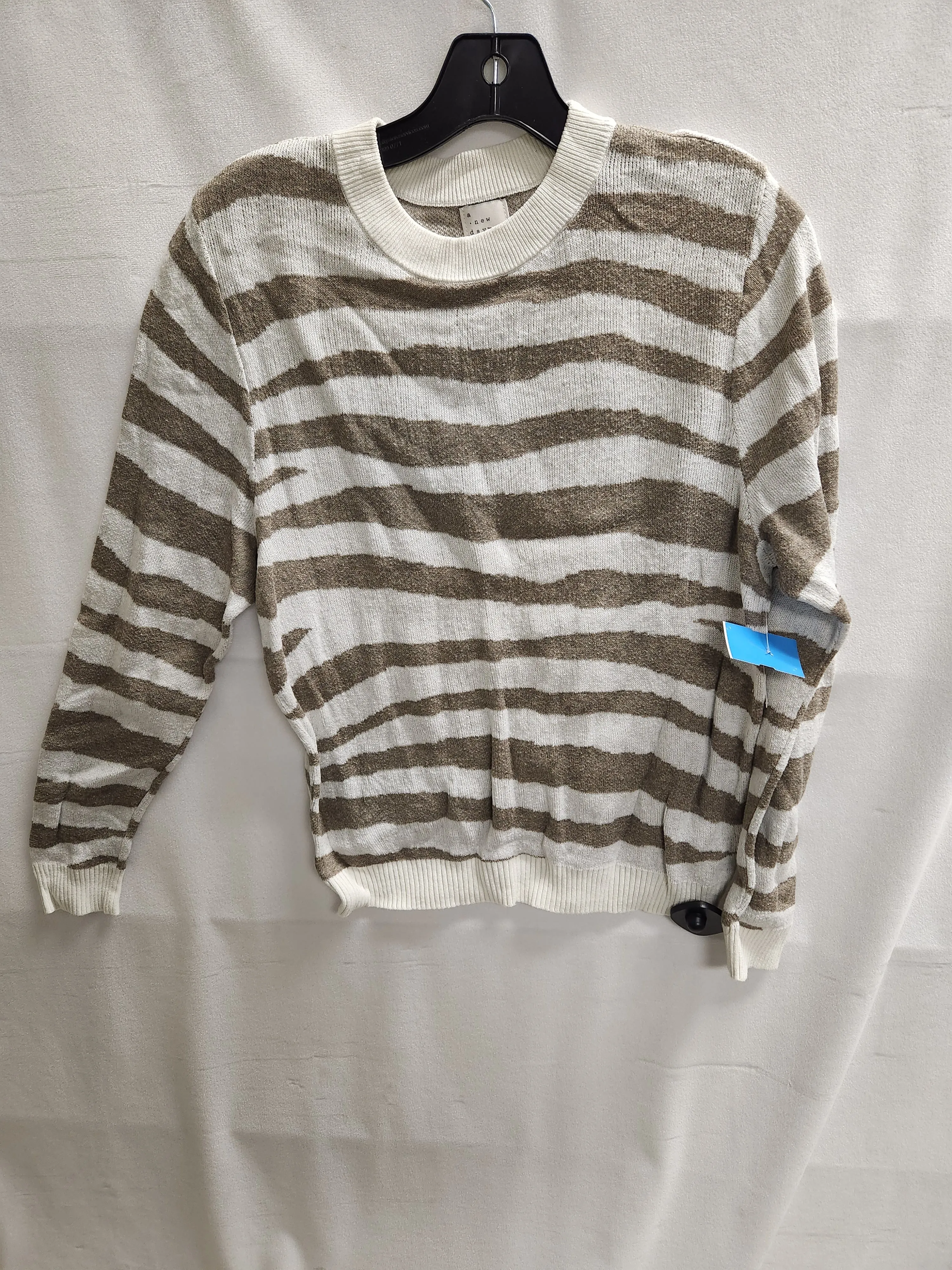 Sweatshirt Crewneck By A New Day  Size: S Versatile Scarf Energy Flow