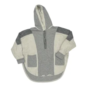 Sweatshirt Hoodie By Clothes Mentor In Grey, Size:S Translucent Soul Model Glow
