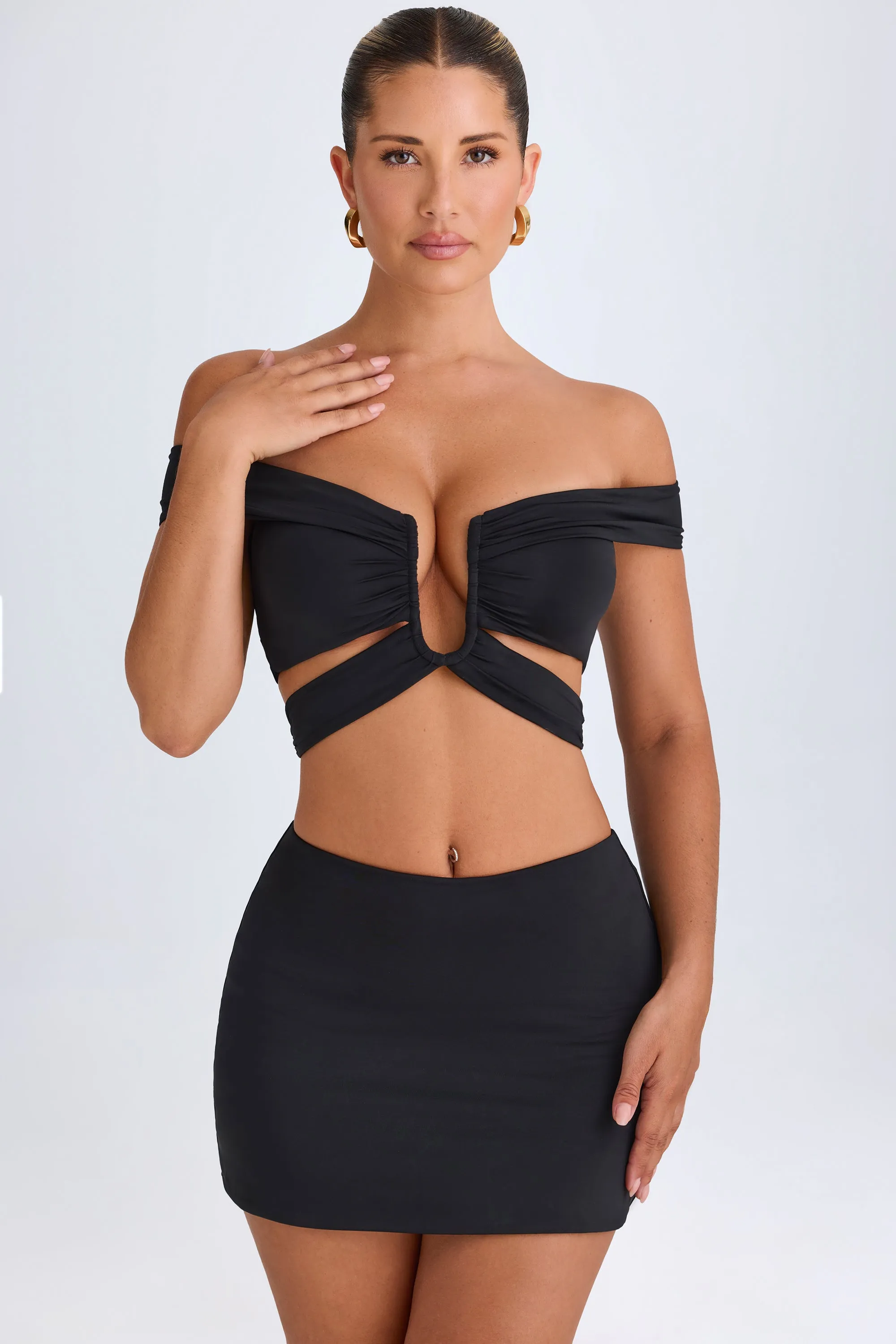 Mid-Rise Micro Mini Skirt in Black casual finish Seasonal Drop