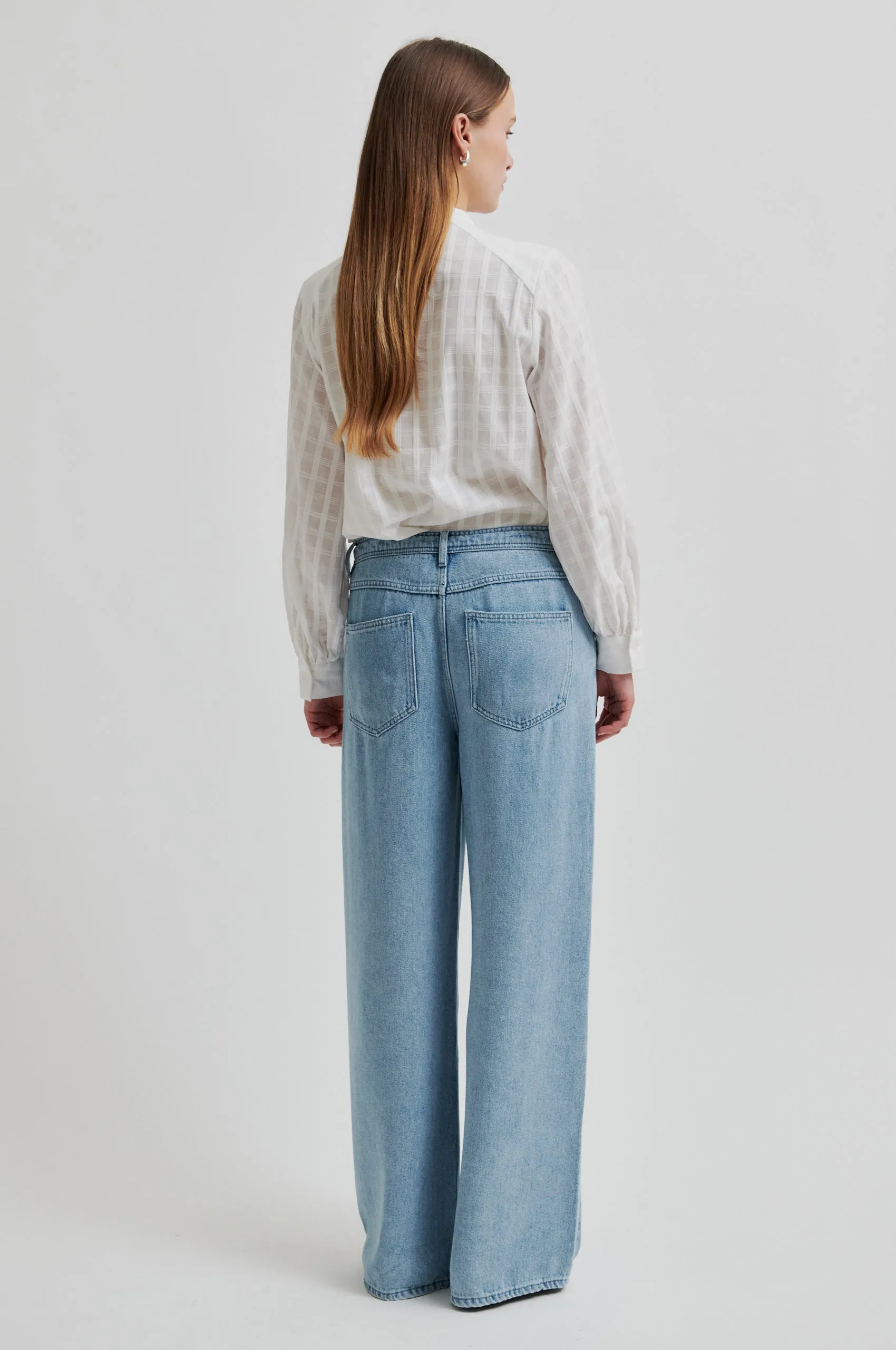 Elegant Top Athletic Hoodie Irvine Denim Jeans