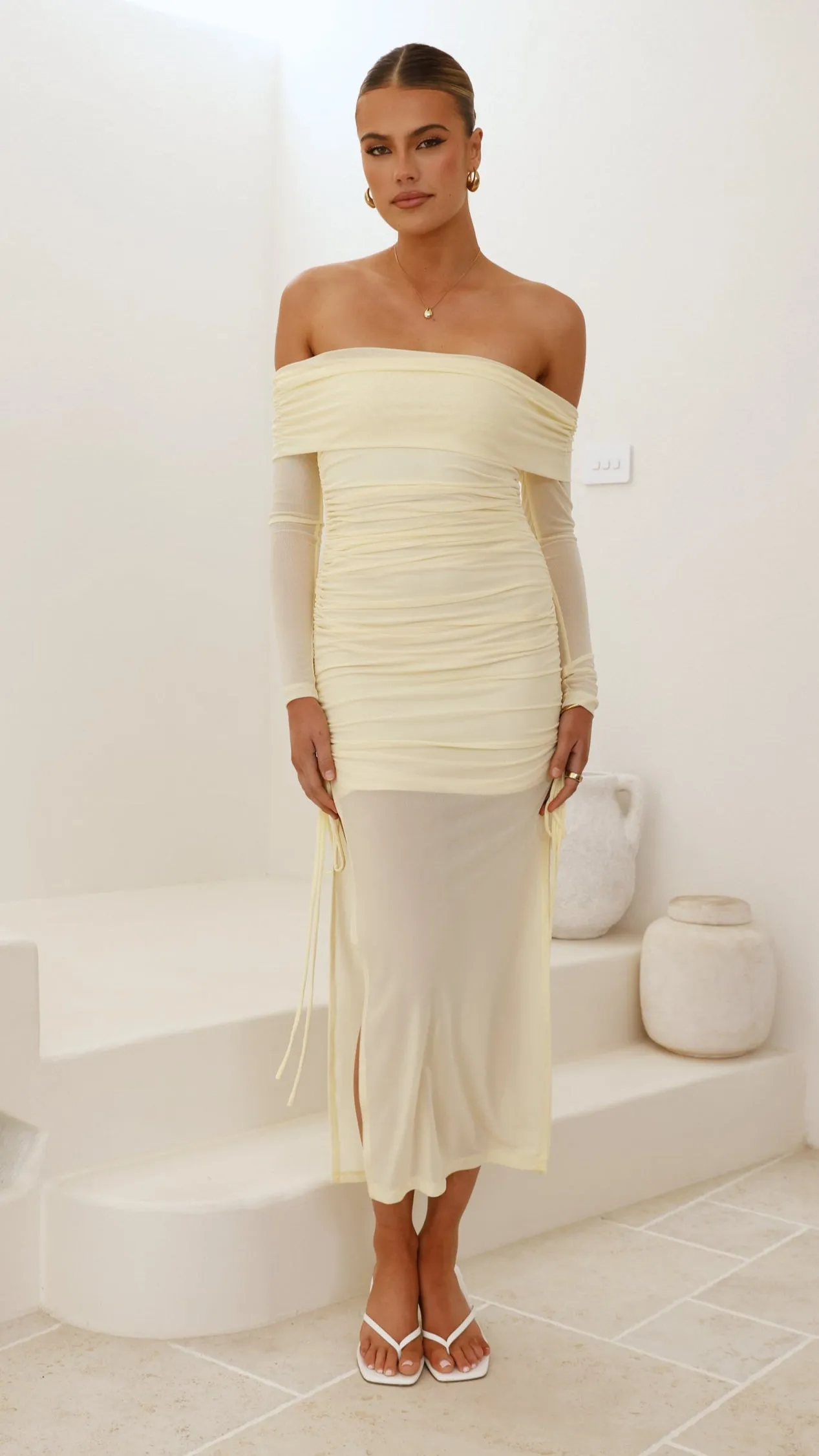 Bold printed floor dress Beautiful event maxi Isadora Off Shoulder Maxi Dress - Yellow
