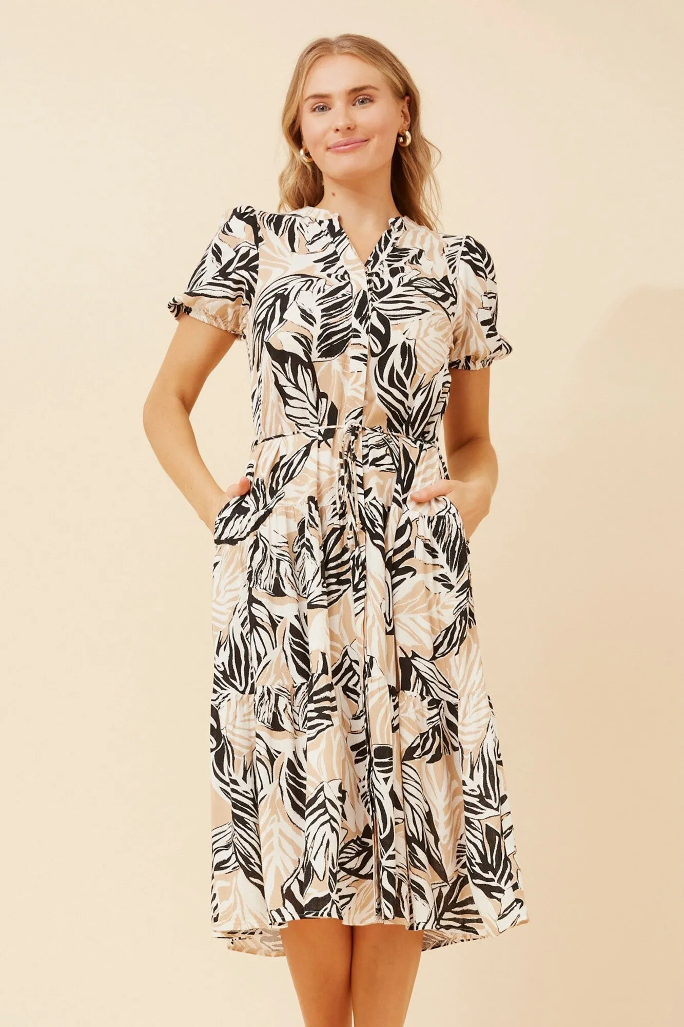 ZEPHINA LEAF PRINT MIDI DRESS Perfect holiday dress