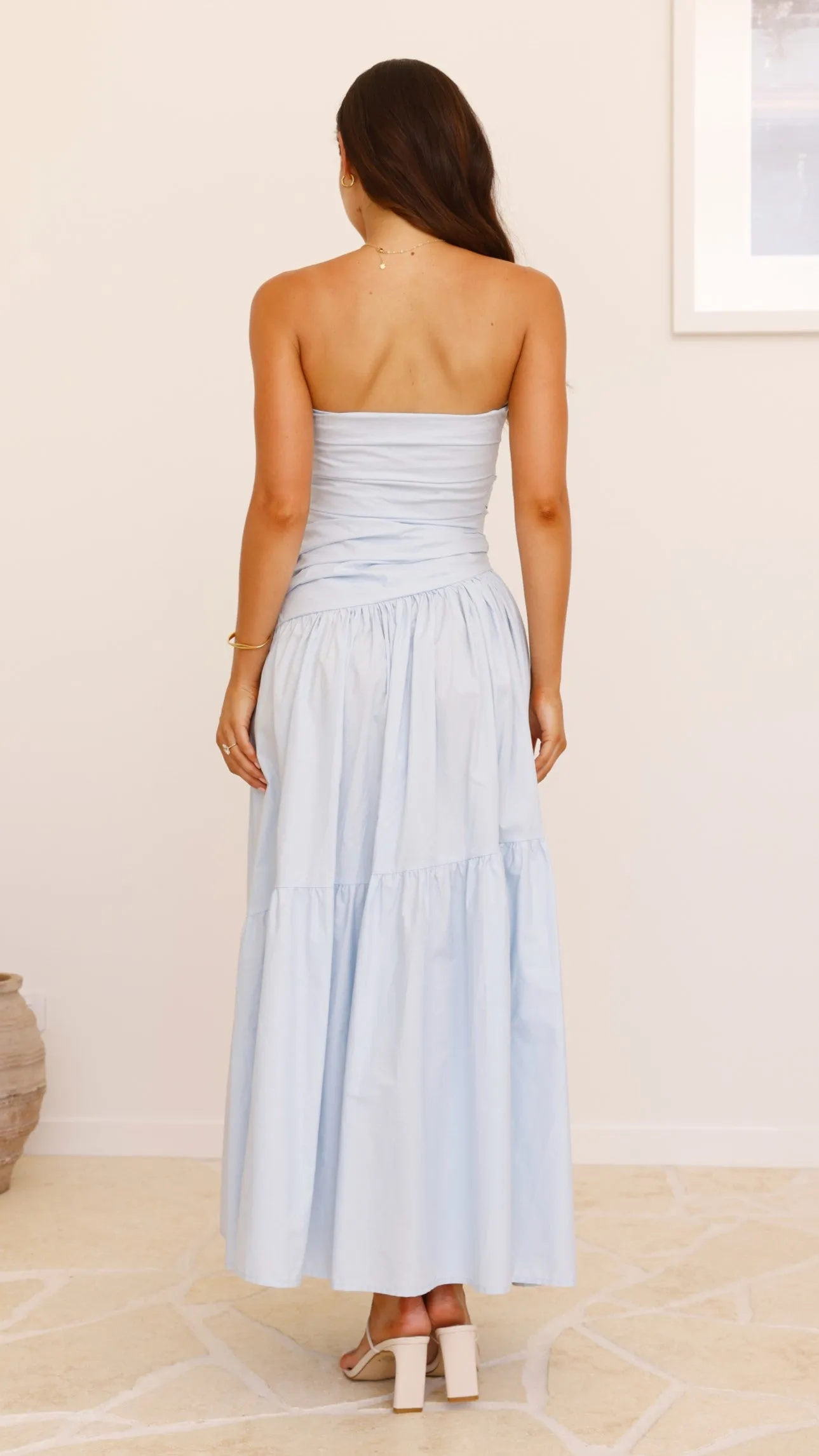 This dress is designed to be worn for a variety of occasions providing effortless style Day-to-evening wear Lola Maxi Dress - Blue