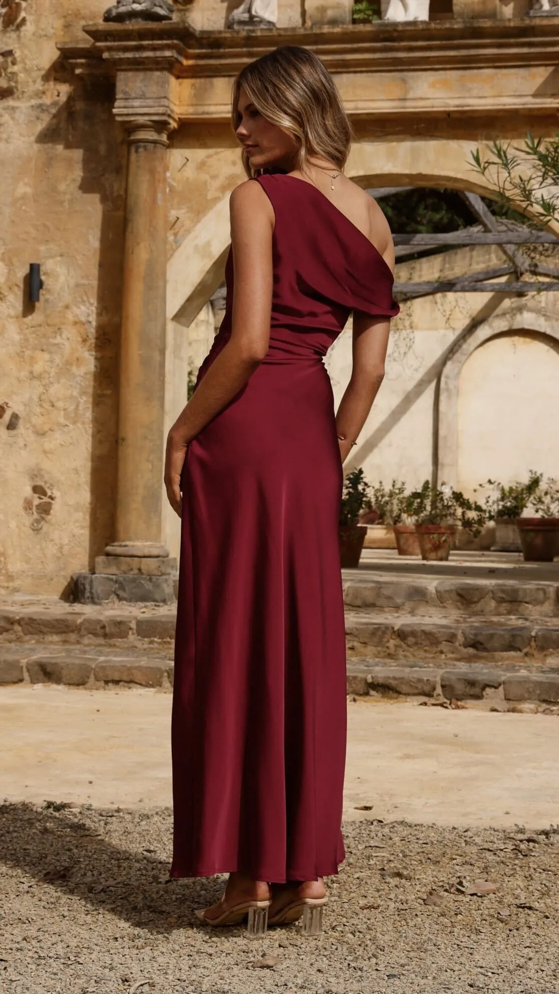 Gigi Maxi Dress - Wine This dress is a versatile option that can be styled in many different ways Batiste Glow