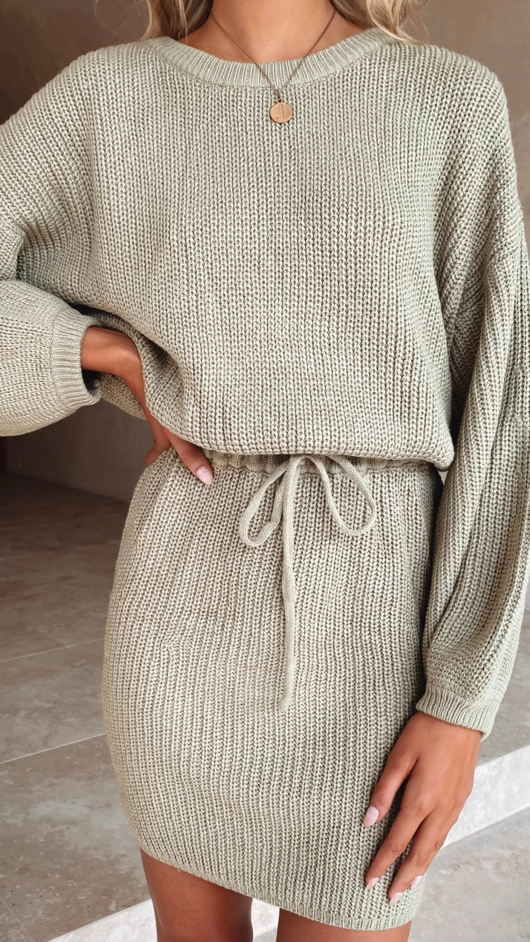 Feya Knit Mini Dress - Olive Urban Pop Vibrant Look