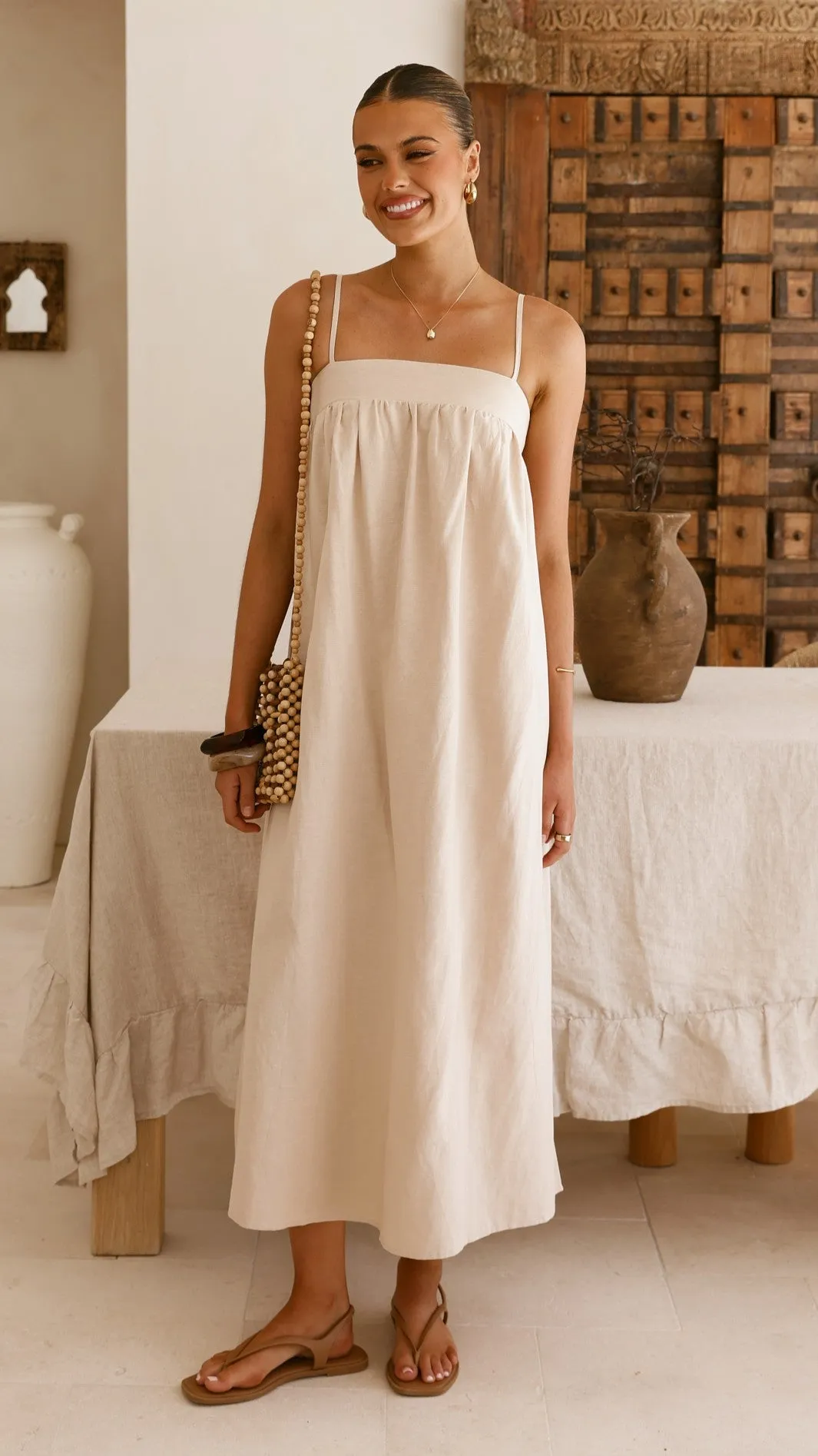 This dress offers both style and practicality ensuring you always look your best Vintage Love Gracia Maxi Dress - Beige