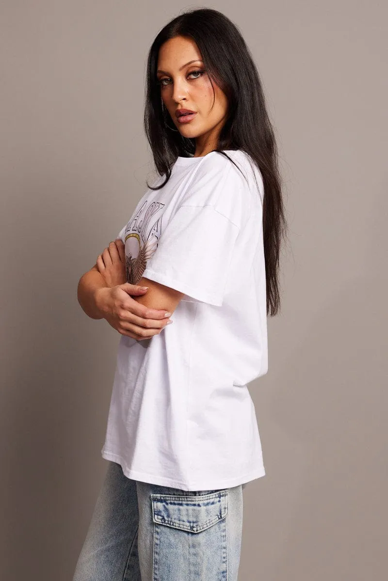 Fashion-Forward Look White Graphic Tee Short Sleeve