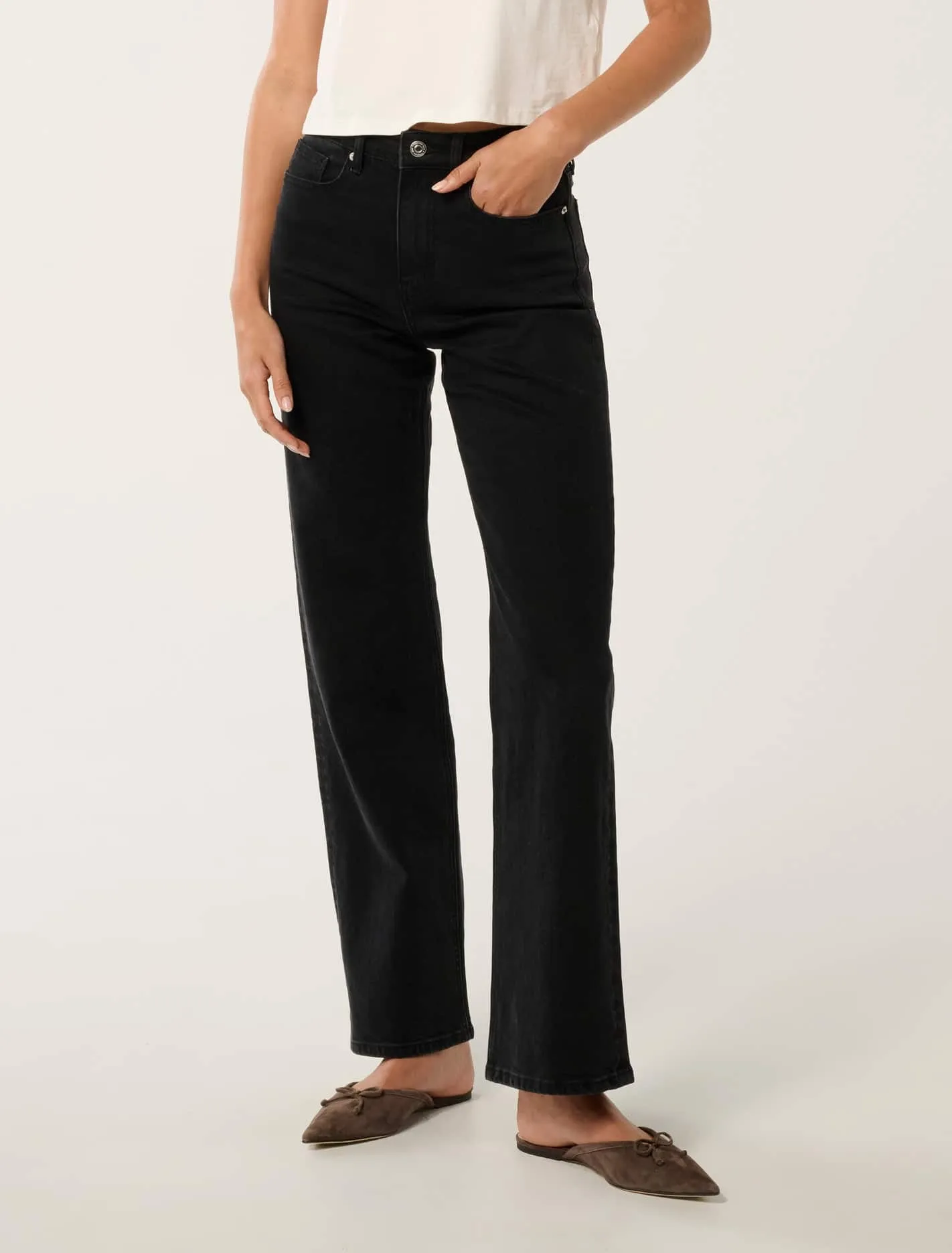 Layer Friendly Piece Textured Bold Skyla Straight Jeans