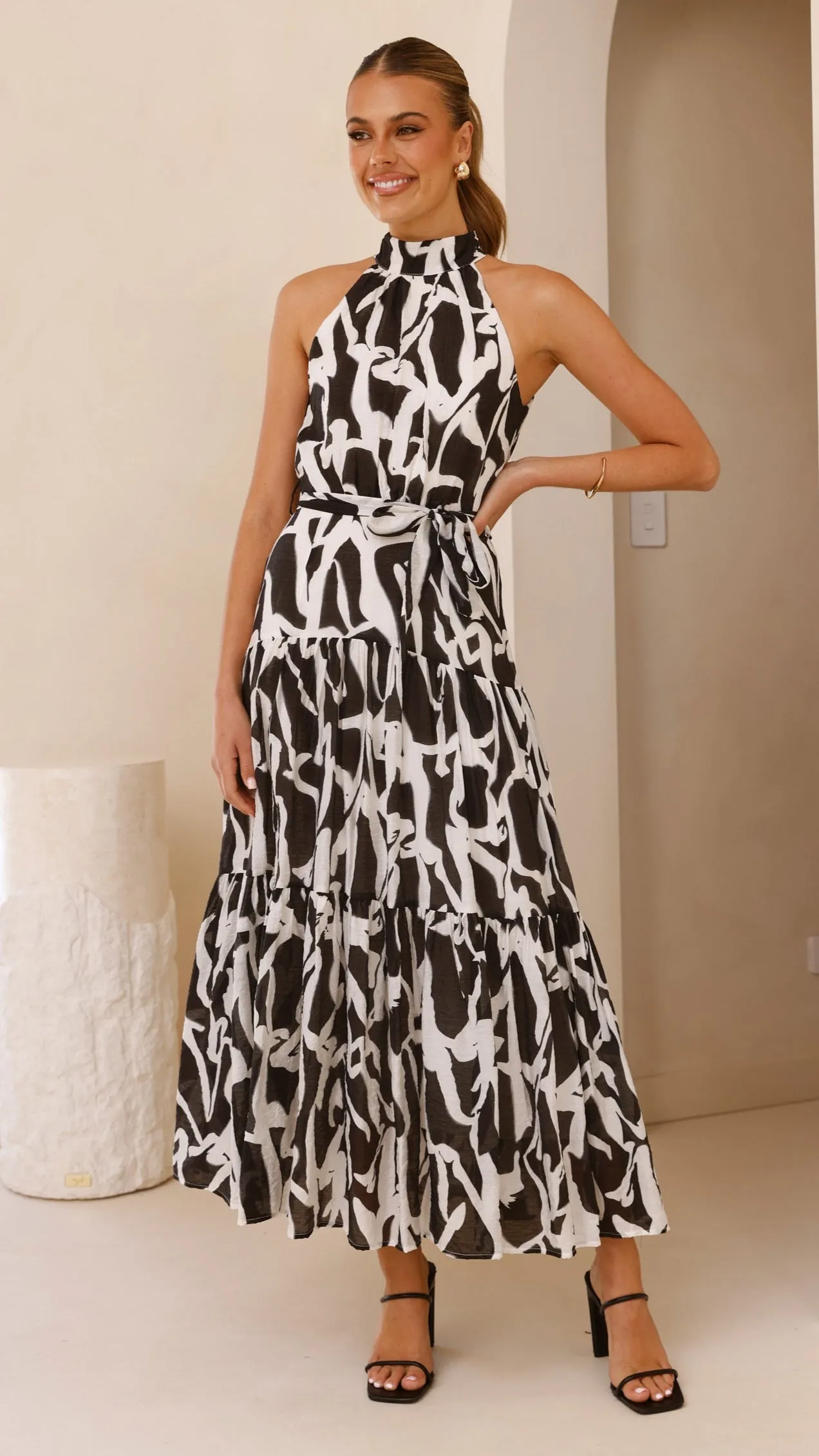 Seasonal Fashion River Halter Midi Dress - Black/White