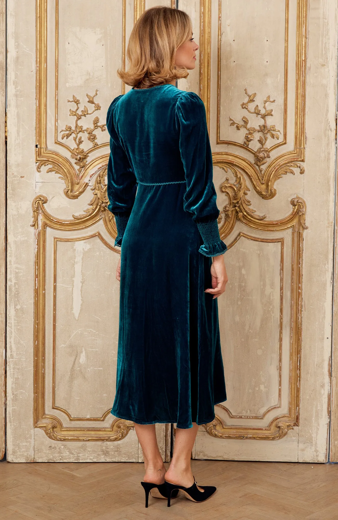 Easy Travel All-day wear midi Sally Anne Velvet Long Sleeve Dress | Teal