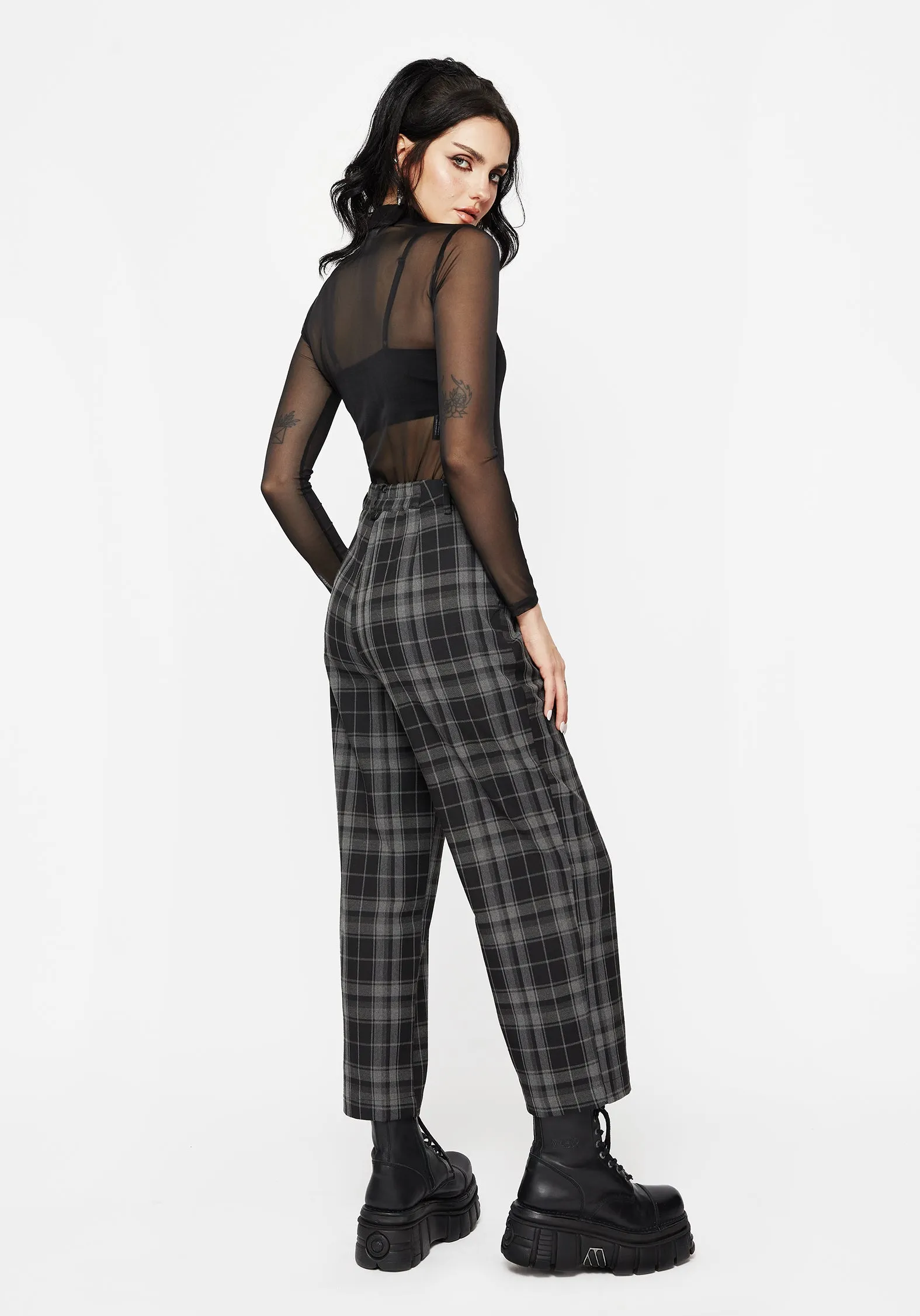 Roll-up style Breathable Weave Fabric Checkmate Wide Leg Culotte Trousers - Black