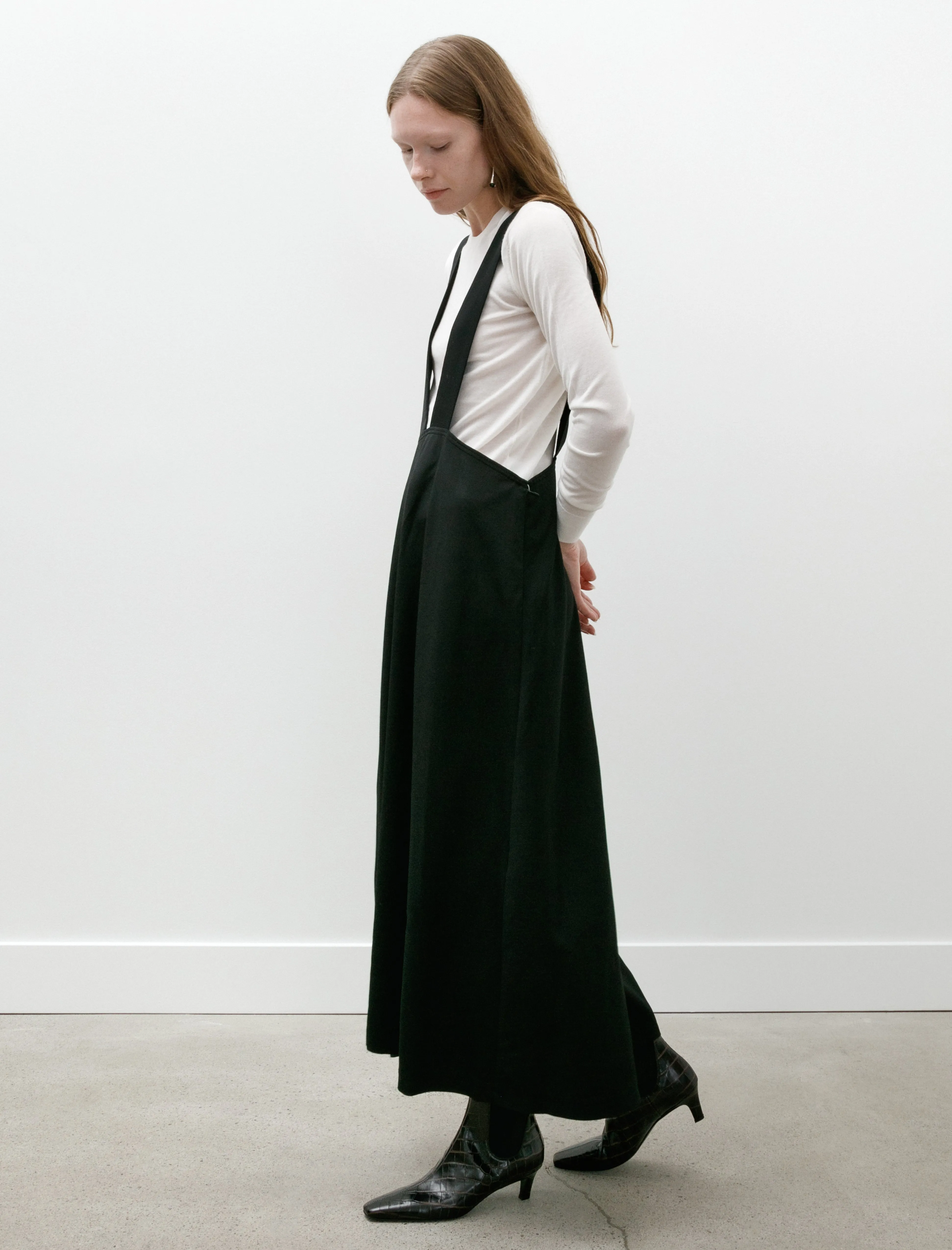 Long Flare Drape Skirt Black Fitted Cut Smooth Layer