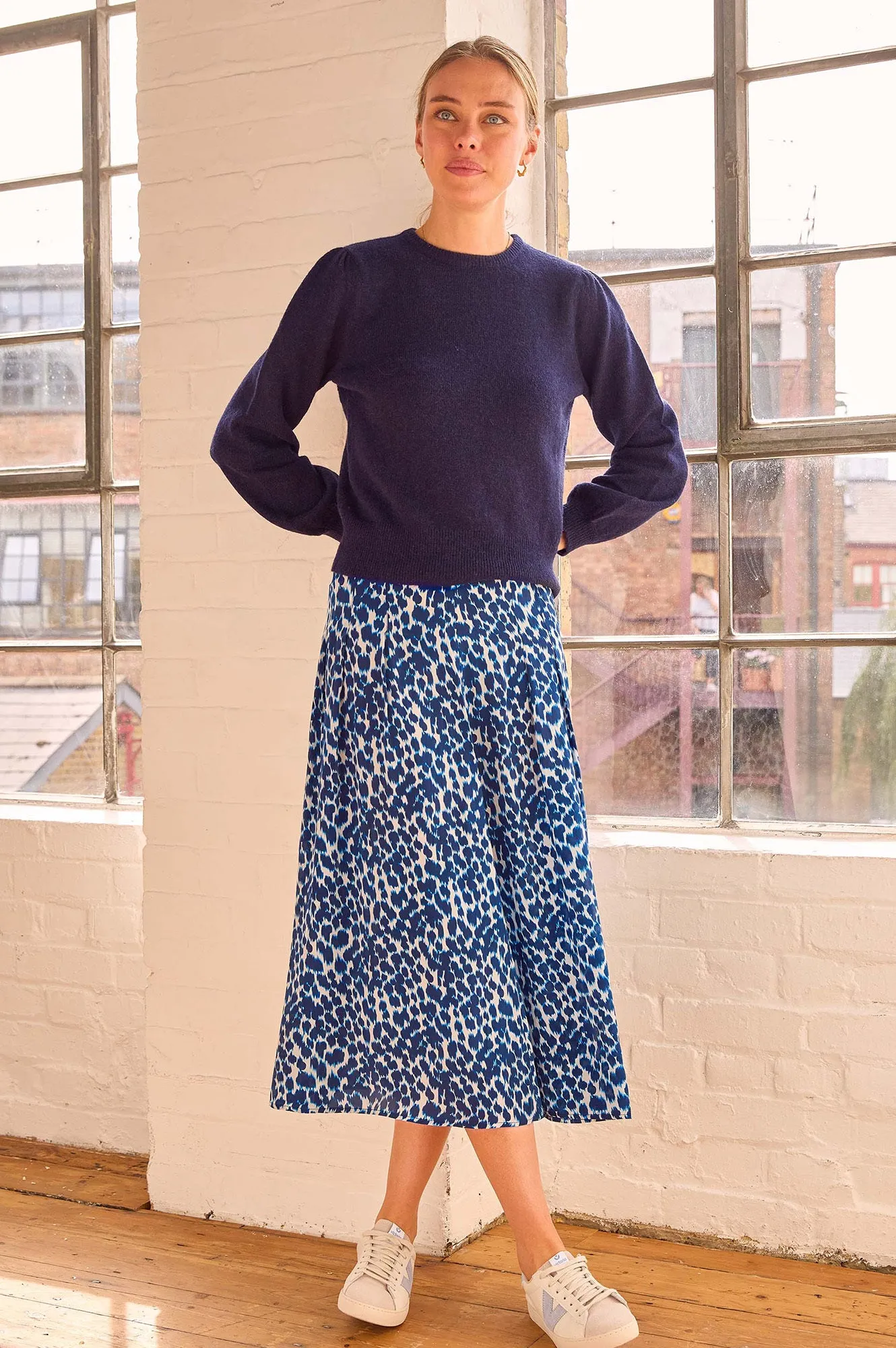 Mira Viscose Crepe Printed Skirt | Animal Ikat Navy/Cream Glossy Texture