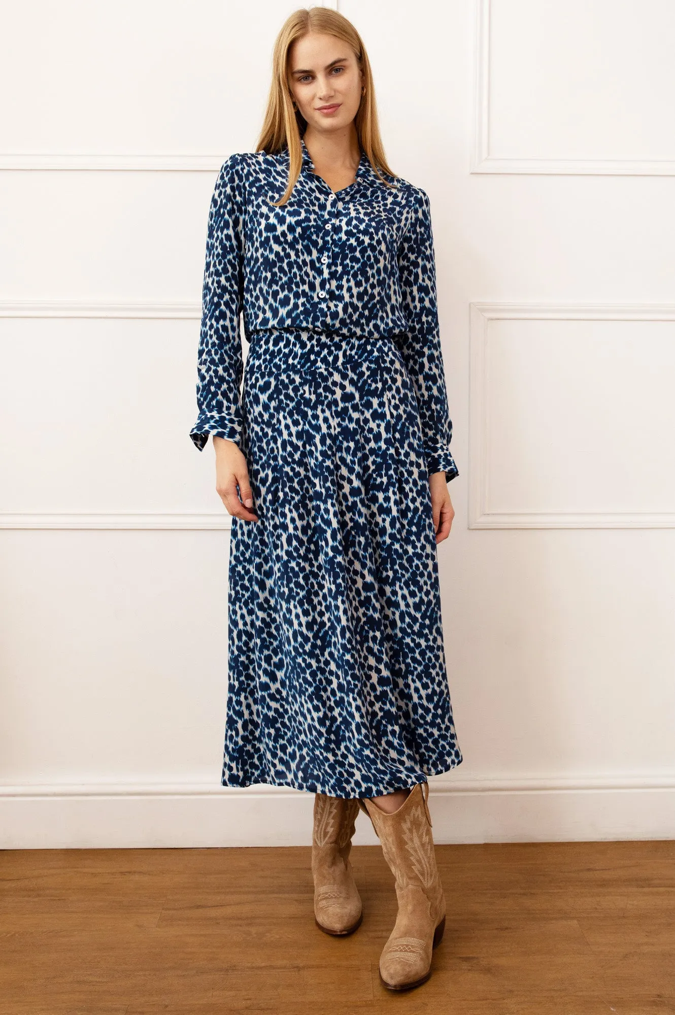 Mira Viscose Crepe Printed Skirt | Animal Ikat Navy/Cream Cool Mood City Mood