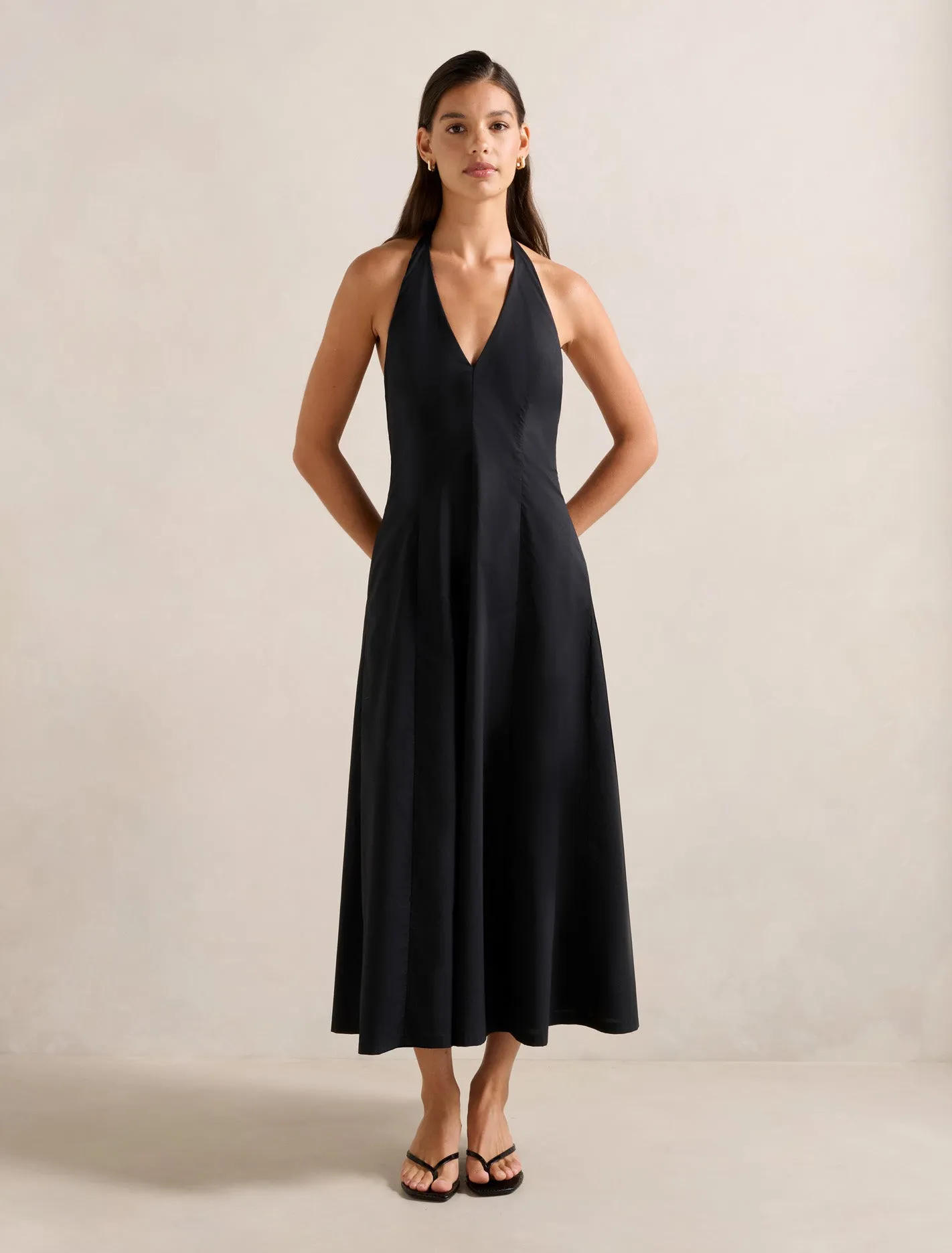 Feminine casual piece Lucinda Halter Neck Midi Dress