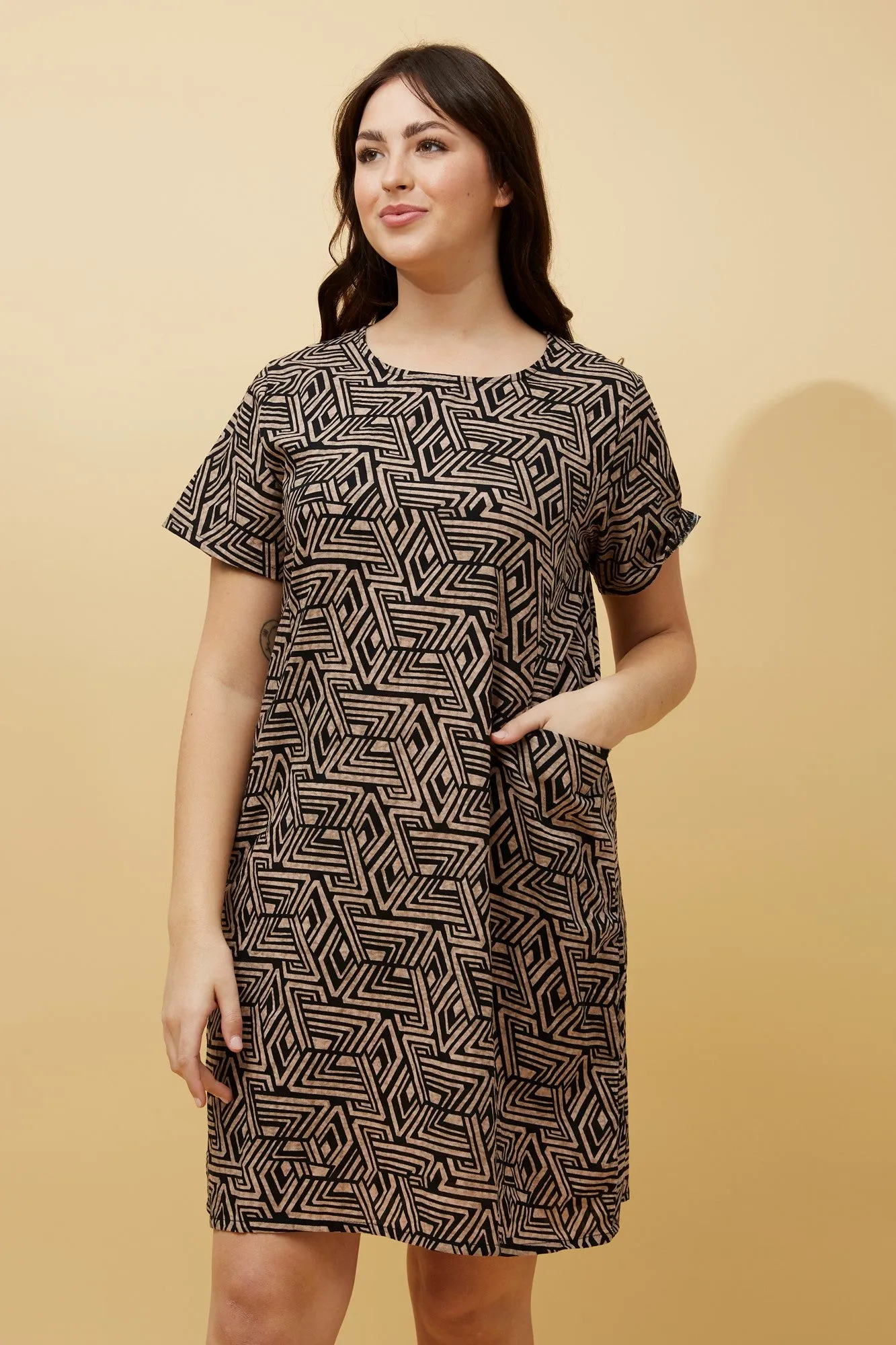 Code Soul Flexible Material VINE ABSTRACT PRINT SHIFT DRESS