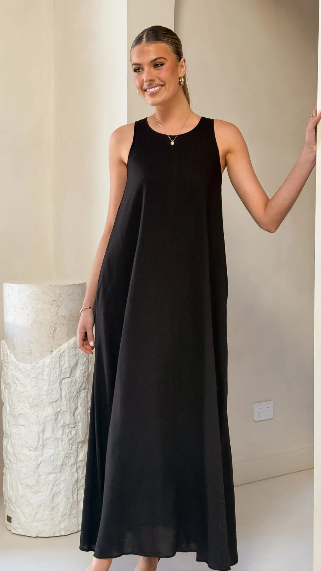 Darcy Maxi Dress - Black Dinner Date