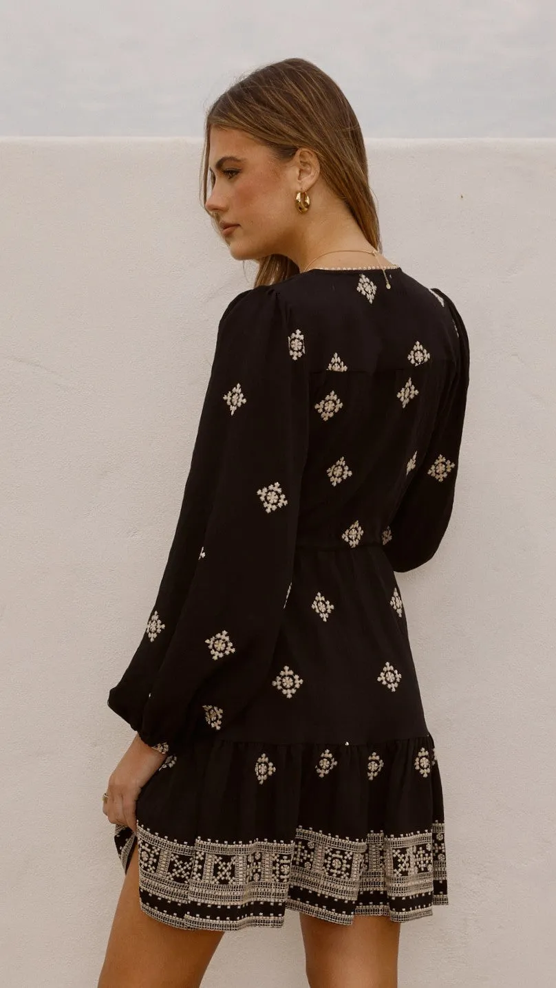 Beat Soft Close Wrap Delainey Mini Dress - Black/Beige