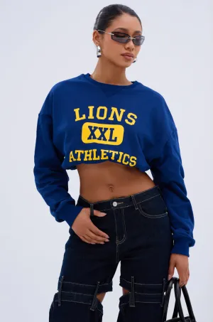 CHICAGO ATHLETIC CROP SWEATSHIRT Cozy Wear Cold Protection