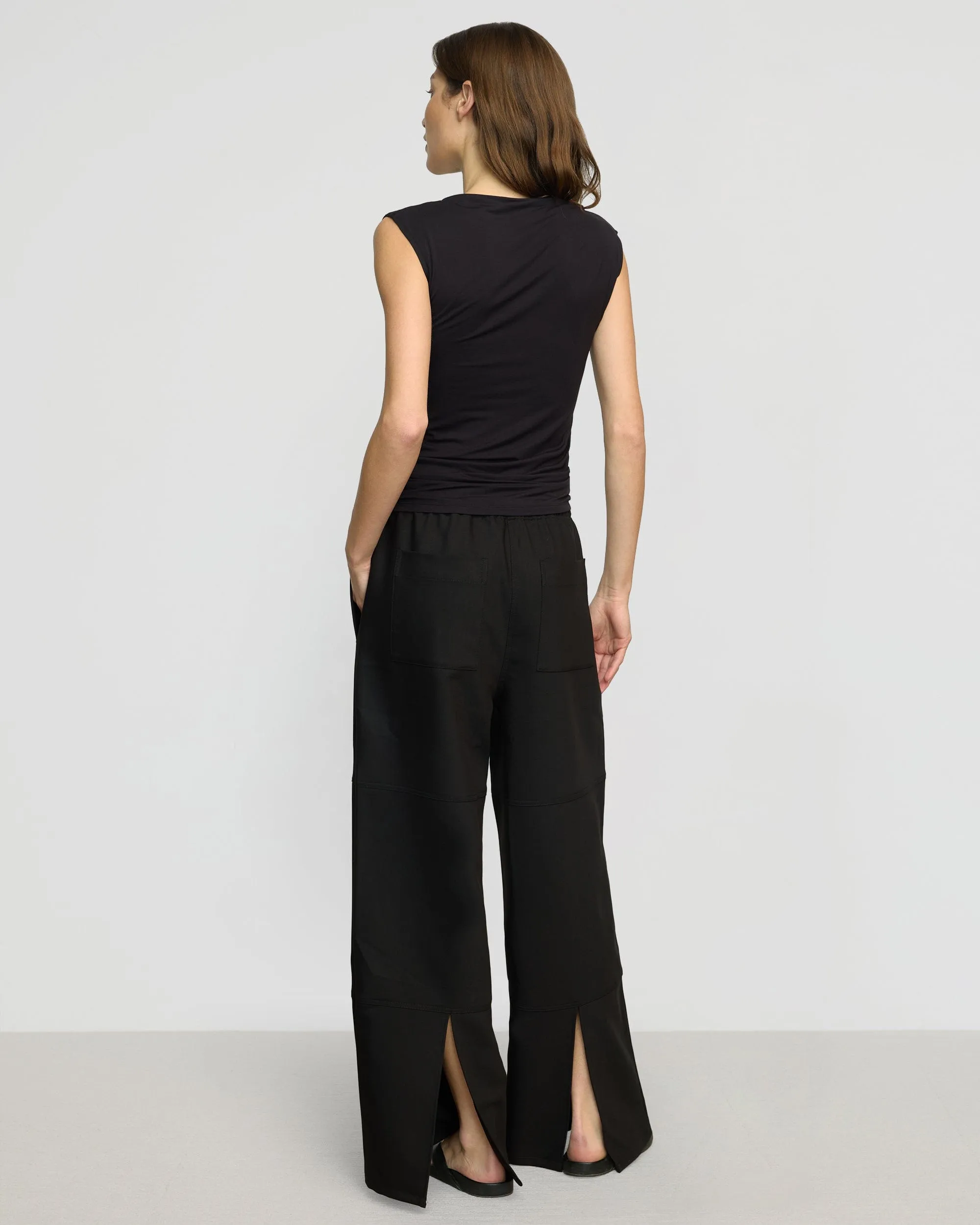 Secure Closures Noemi Stretch-Waist Wide-Leg Pant