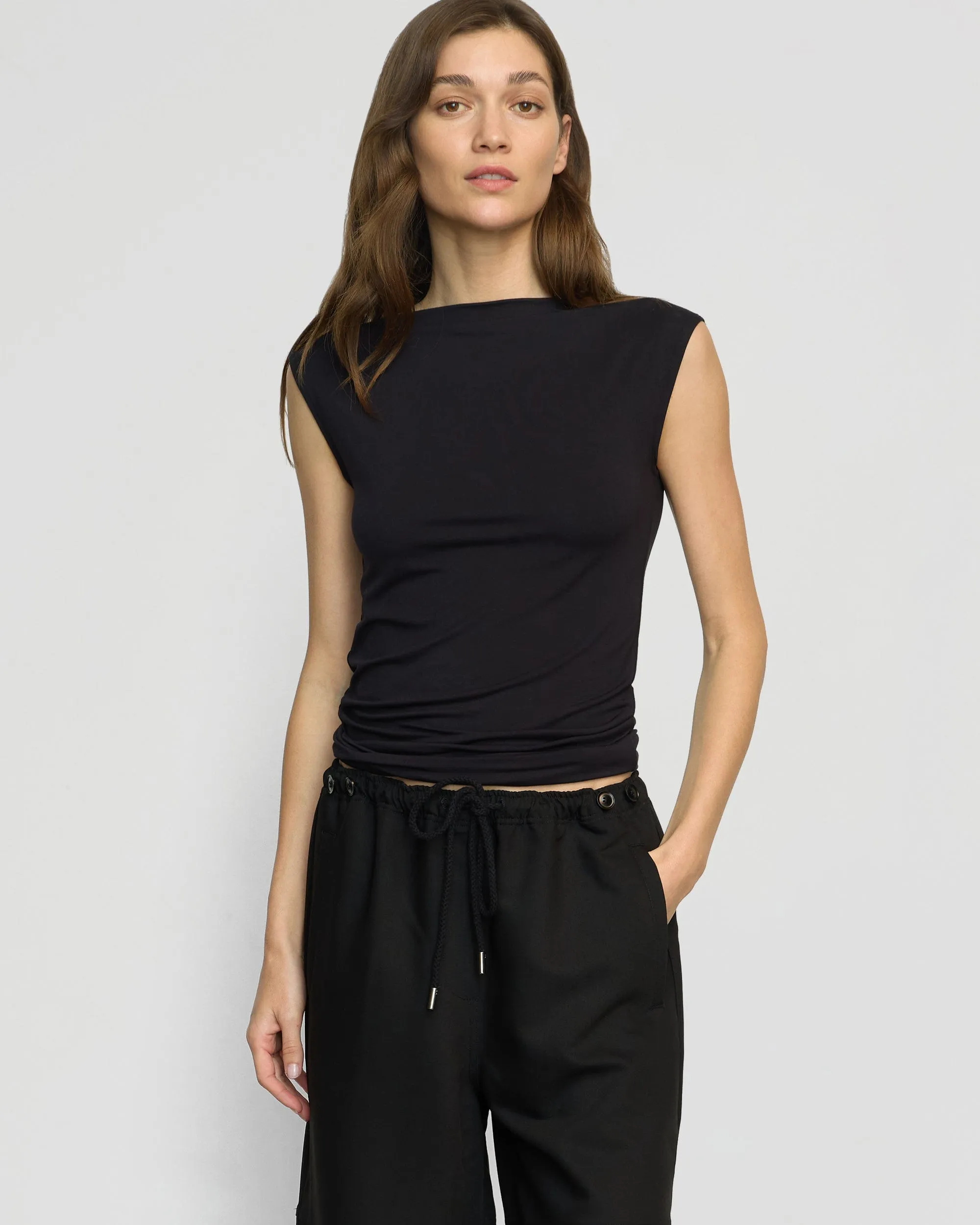 Wear Resistant Fabric ErgonomicStitching Noemi Stretch-Waist Wide-Leg Pant