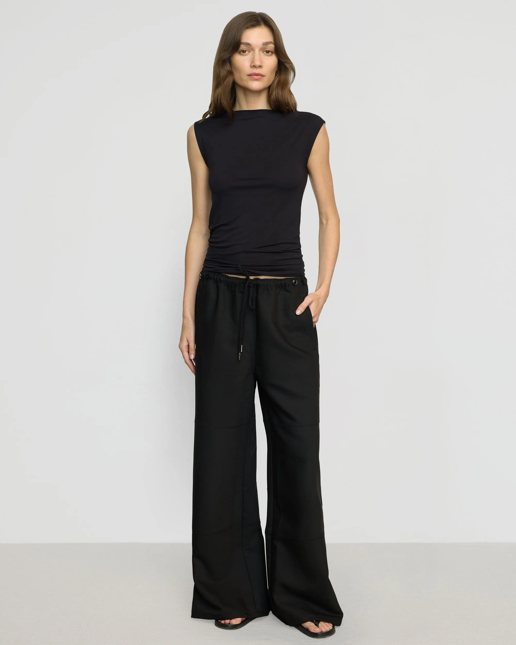 Street Inspired Noemi Stretch-Waist Wide-Leg Pant