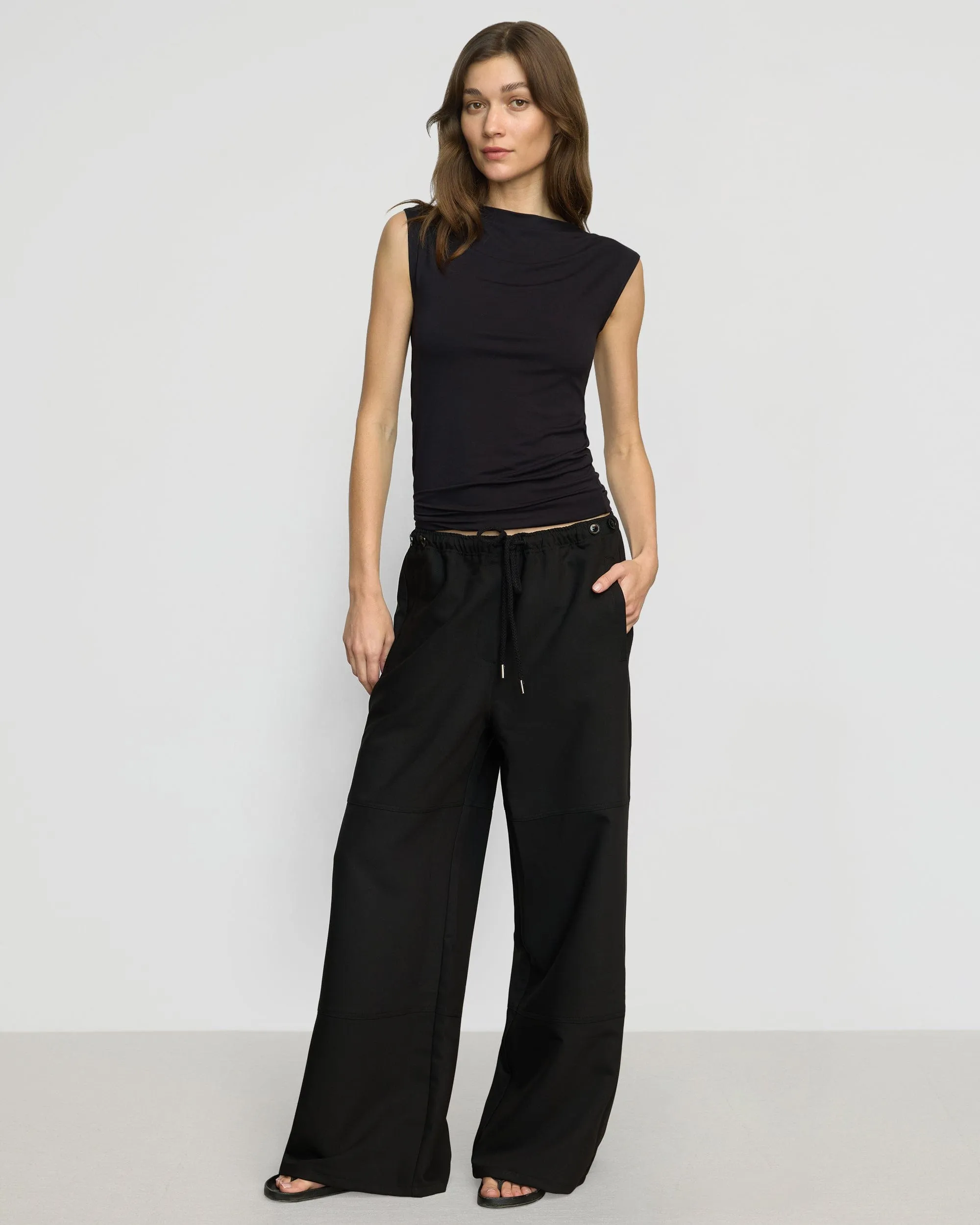 Seasonal Basic Noemi Stretch-Waist Wide-Leg Pant