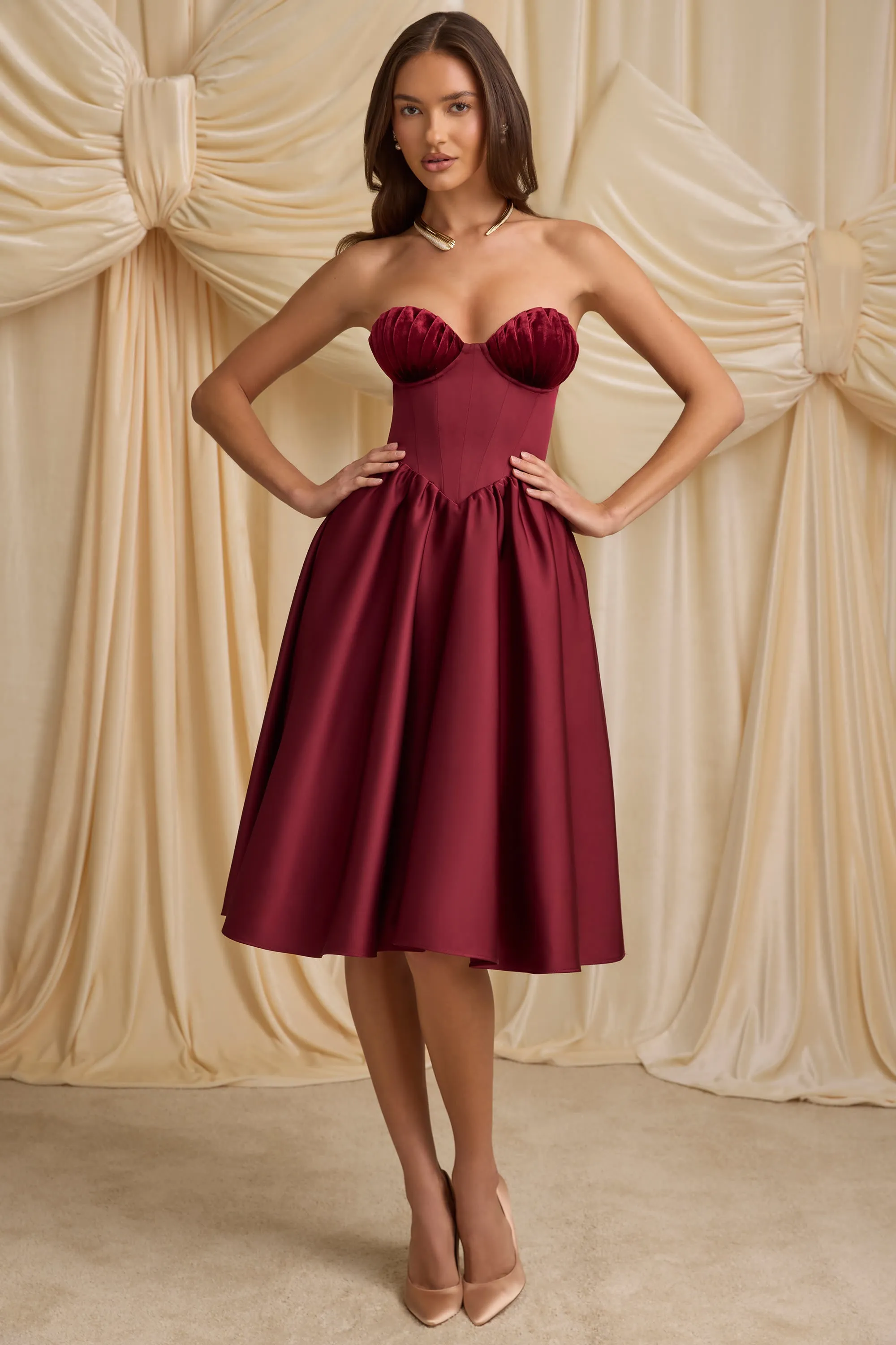 Relaxed Style Strapless Corset Midi Dress in Wine Red