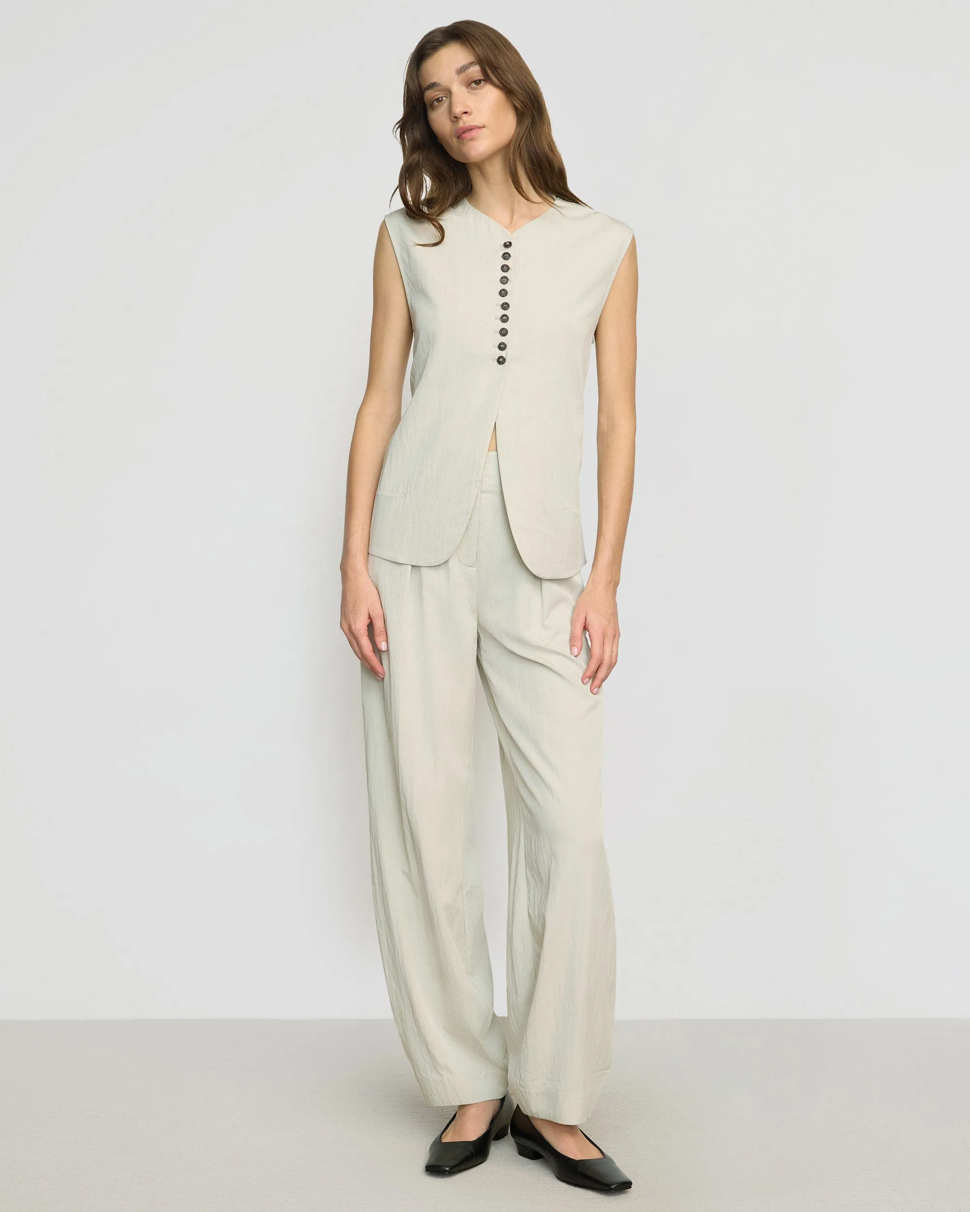 Professional Wear Yan Wide Barrel-Leg Pant