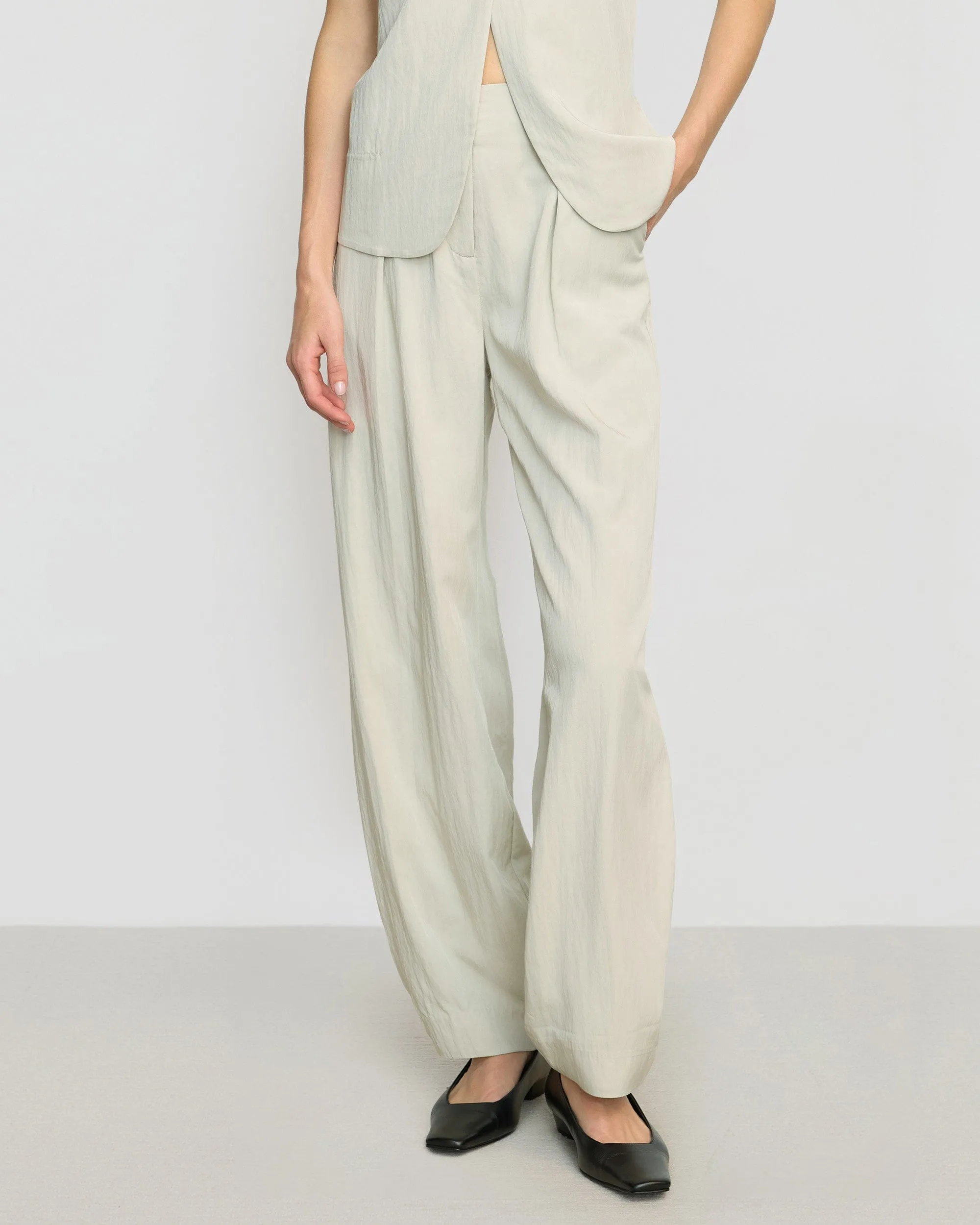 Yan Wide Barrel-Leg Pant Non Slip Waistband Relaxed Waist
