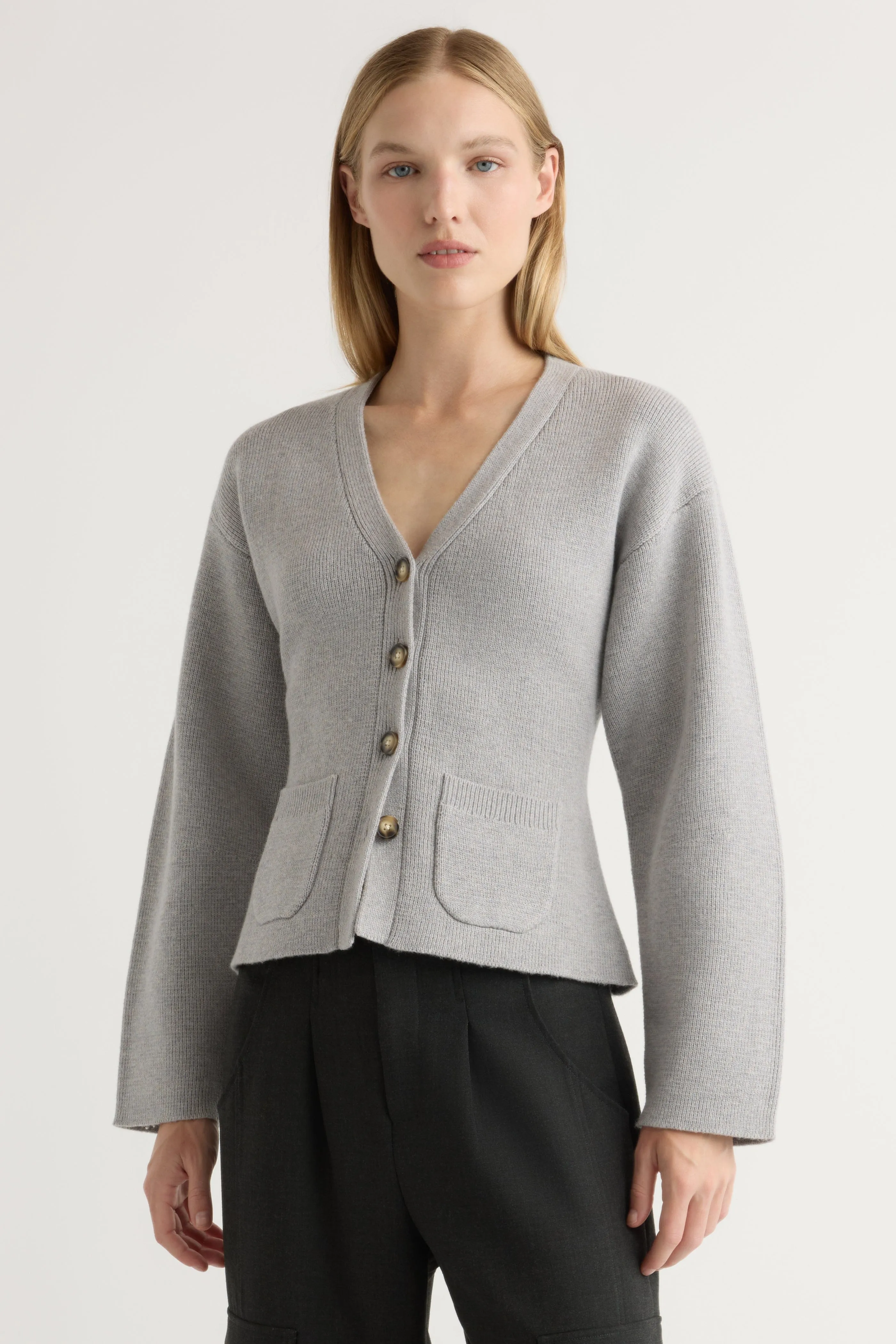 Moisture Wicking Knit Elinor Organic Cotton-Wool V-Neck Cardigan