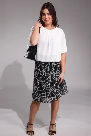 Secure Closure Limited Quantity Mini pleat printed Chiffon Skirt | Black Ivory Geo | 8574A1