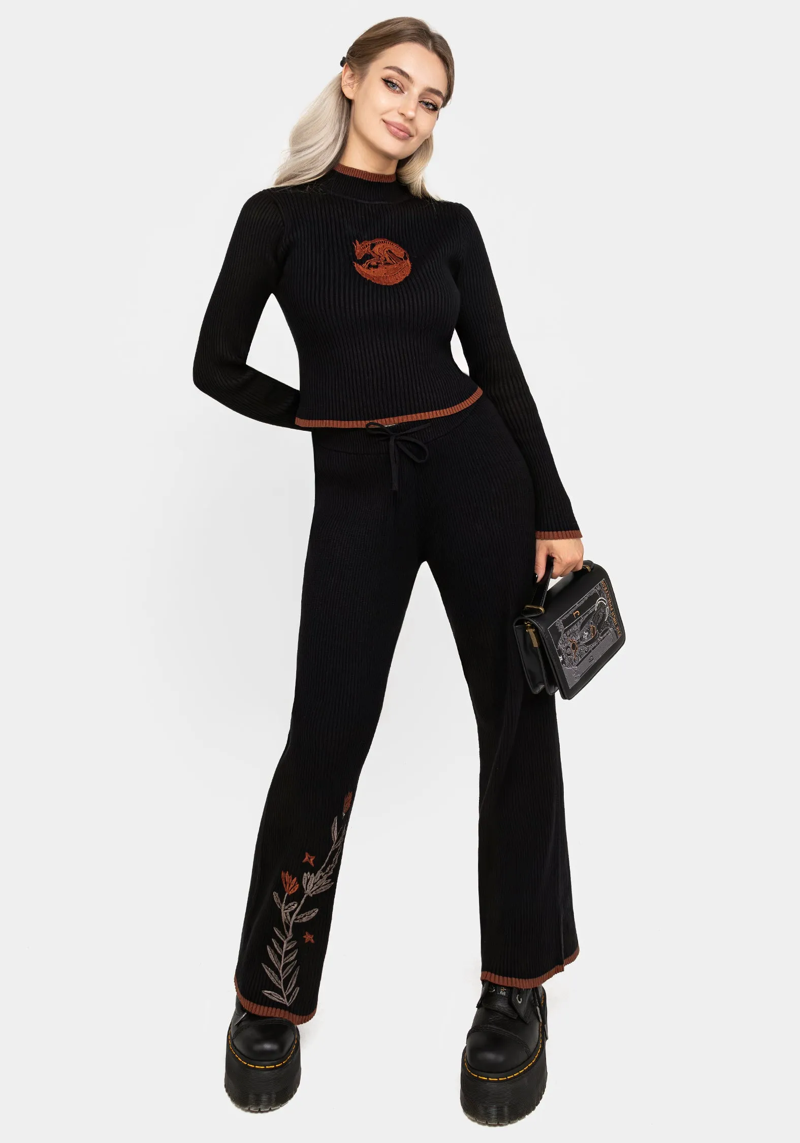 Sleek Style Foxfire Embroidered Knit Joggers