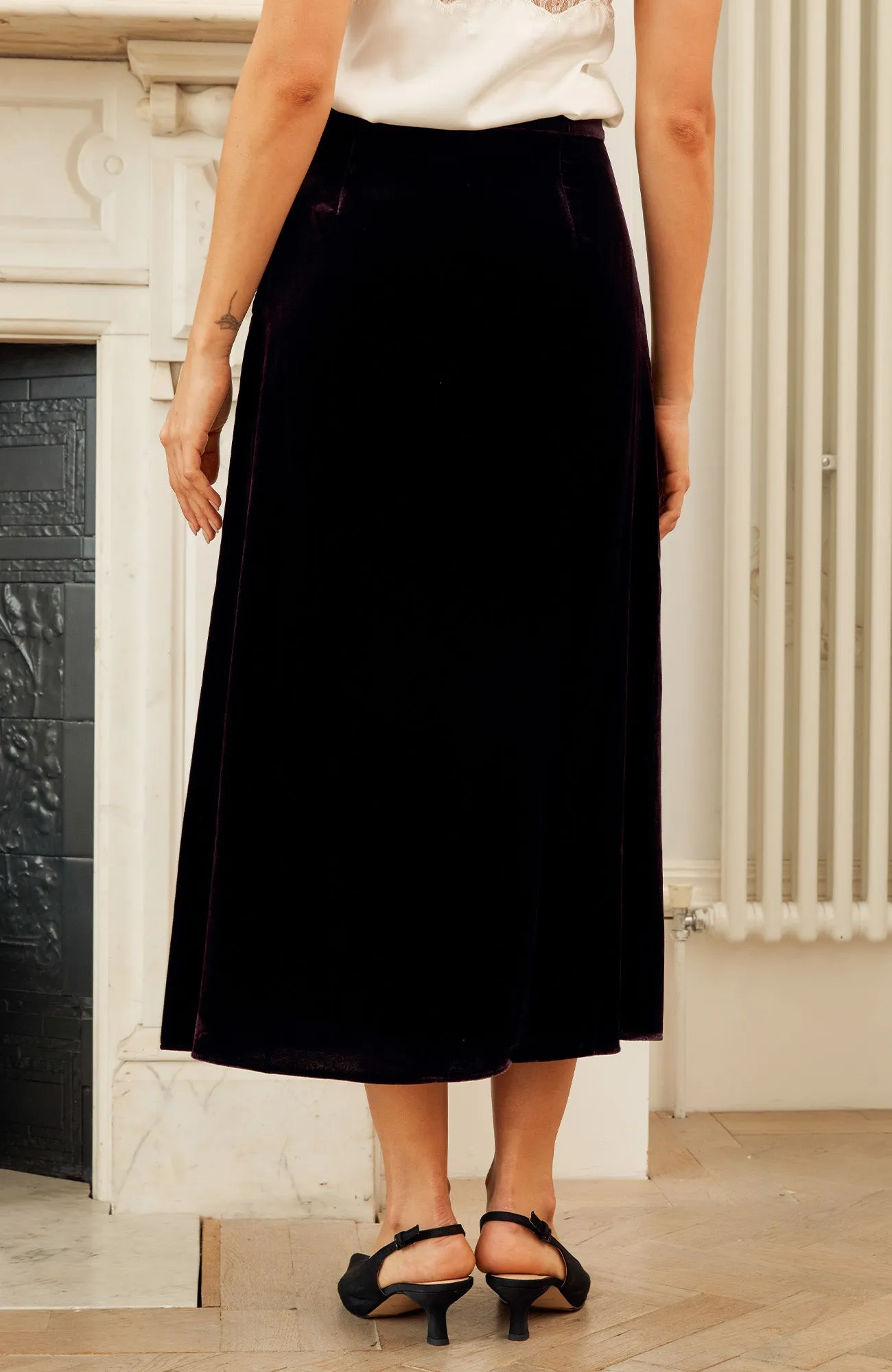 Polished Fit Velvet Midi Skirt | Aubergine