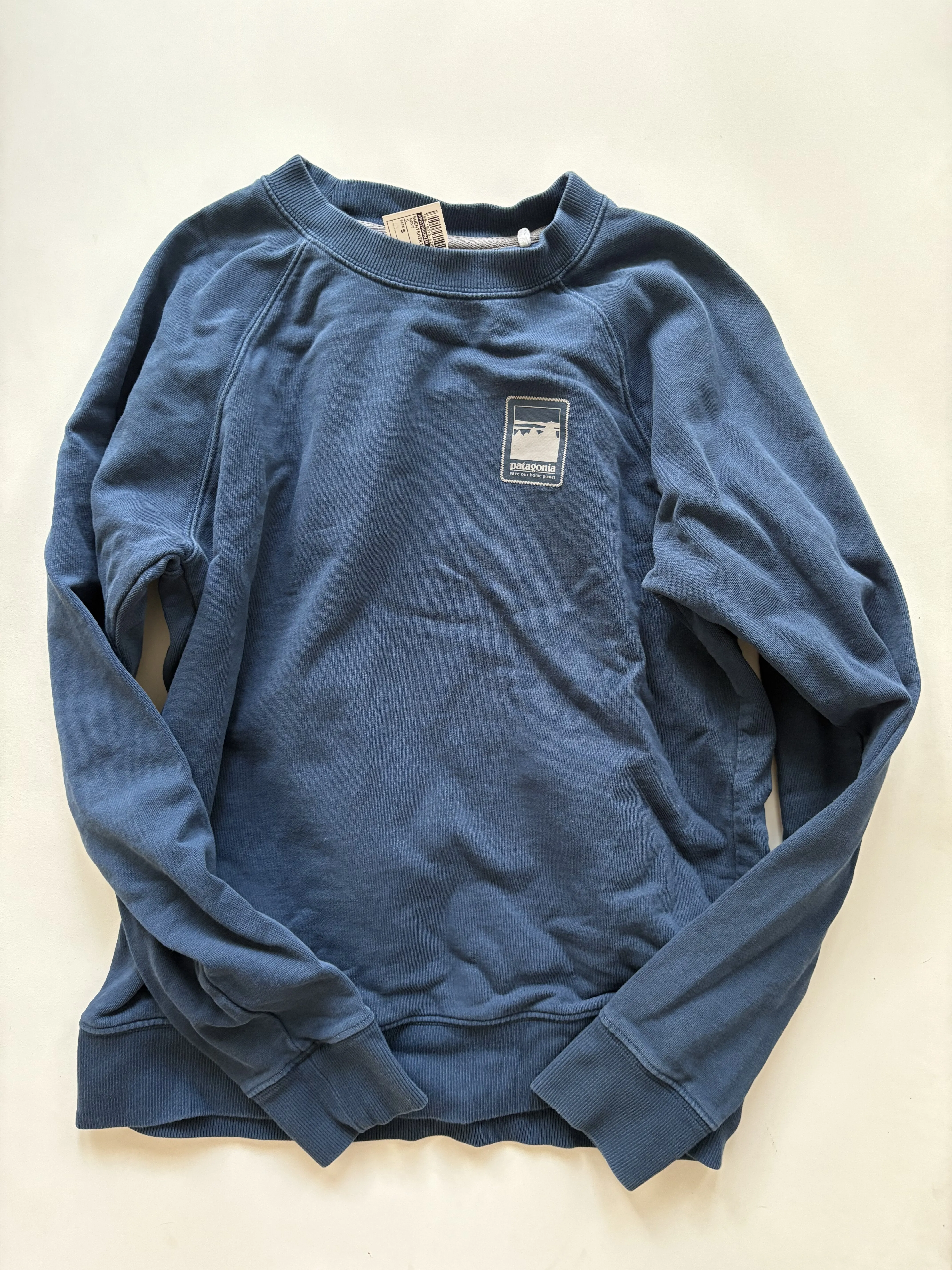 Sweatshirt Crewneck By Patagonia  Size: S Casual Comfort Sustainable Wear