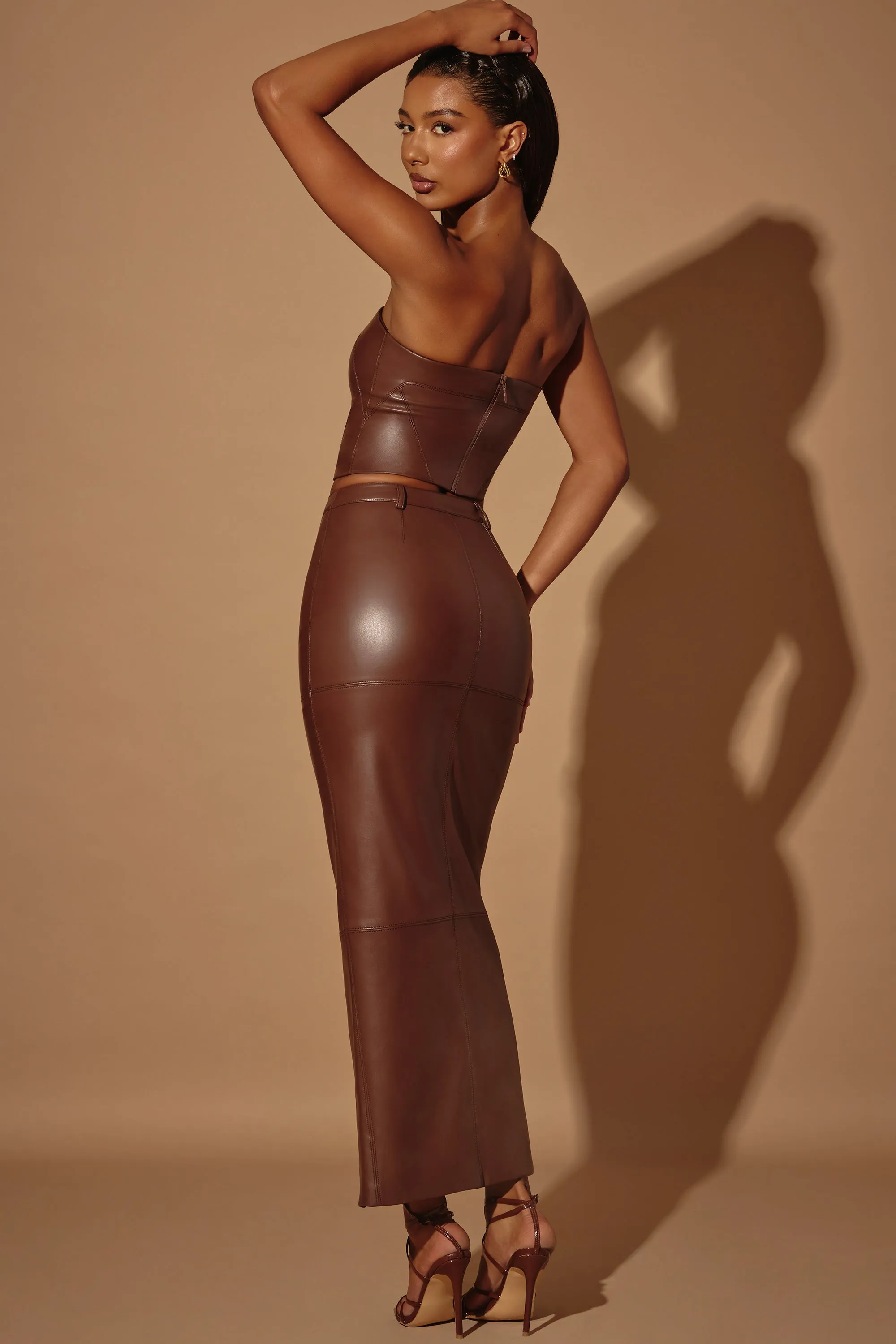 High Density Weave Outfit Shot Mid-Rise Vegan Leather Maxi Skirt in Brown