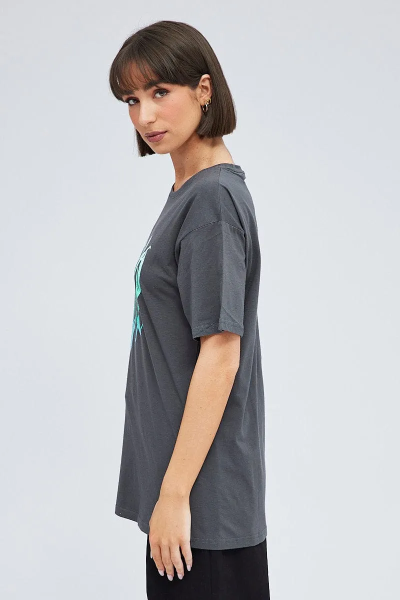 Grey Graphic Tee Short Sleeve Round Neck Classic Outfit Style