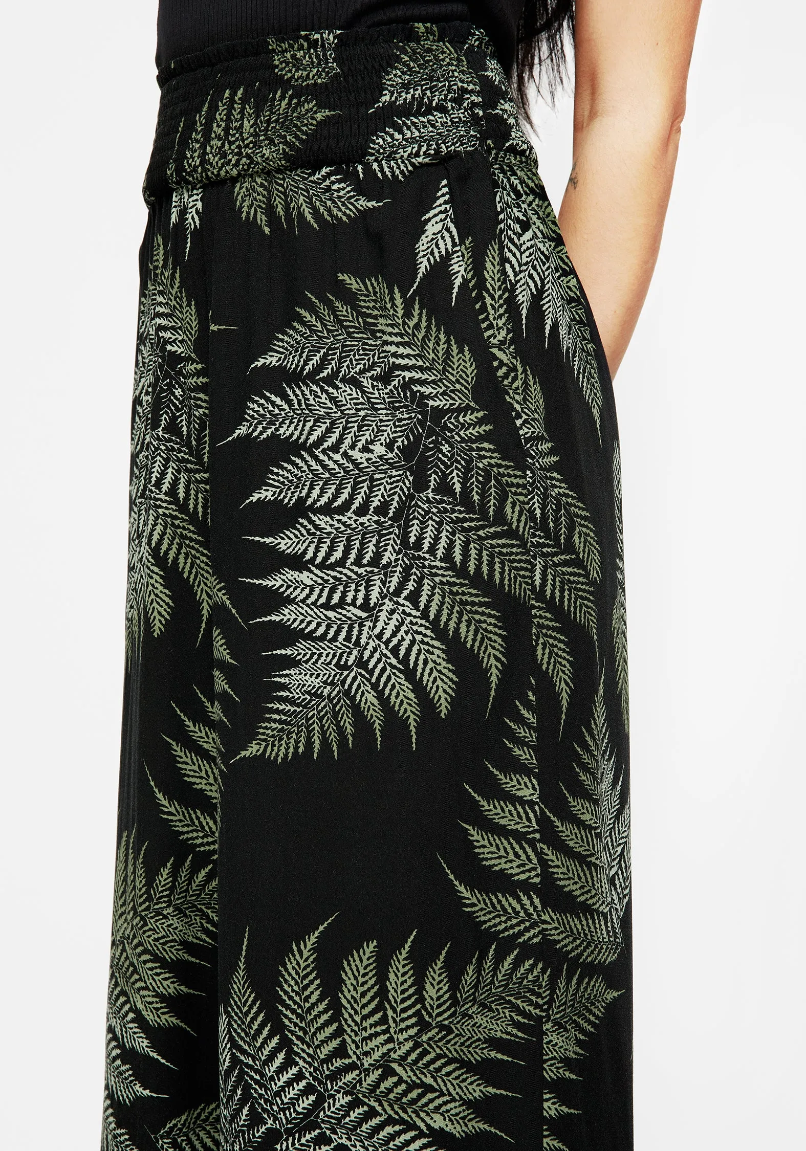 ReinforcedSeams Customizable length Fern Flowy Trousers