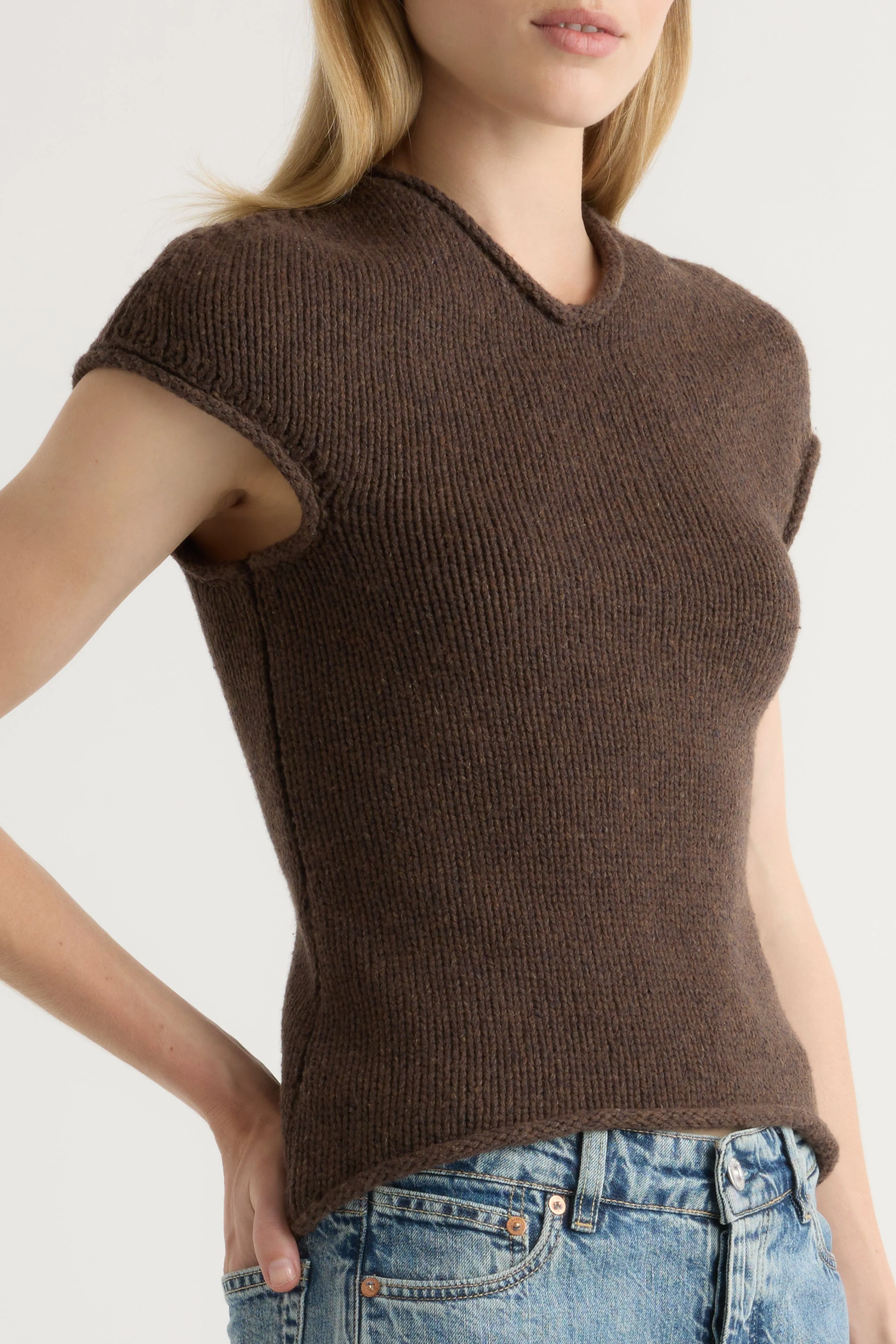 Reinforced Shoulder Seams Soft Layering Simoul V-Neck Sweater Top