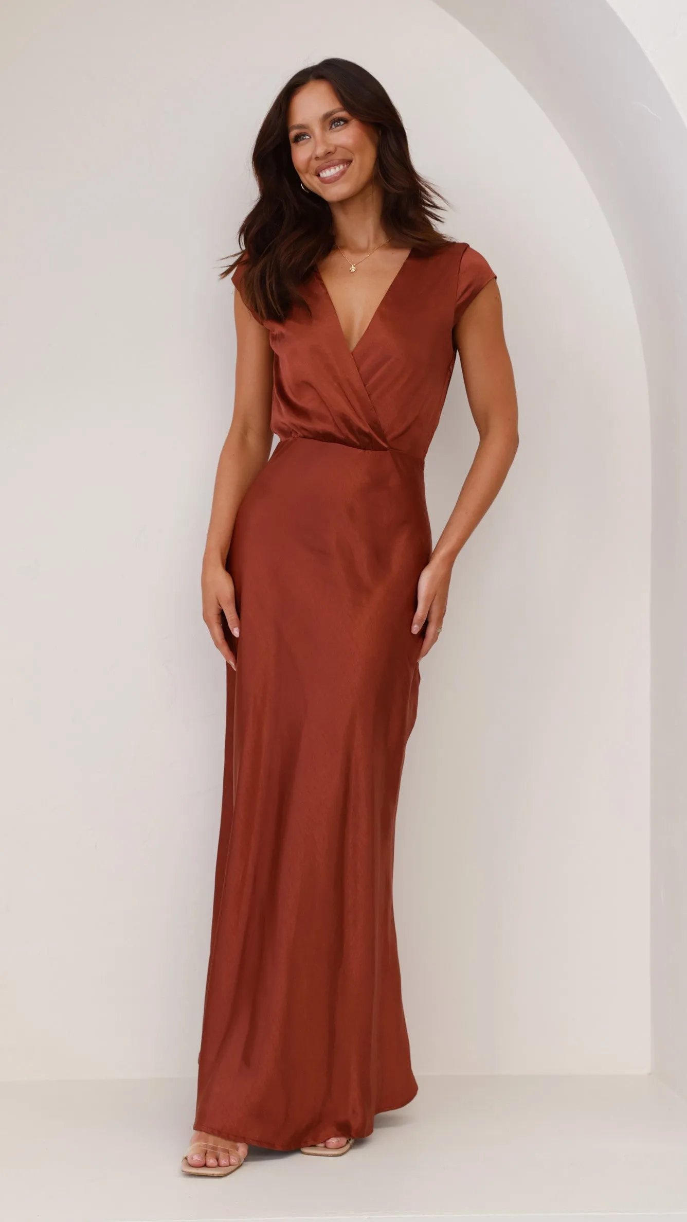 The timeless style of this dress ensures that it will remain a staple in your wardrobe for years to come Selma Maxi Dress - Rust