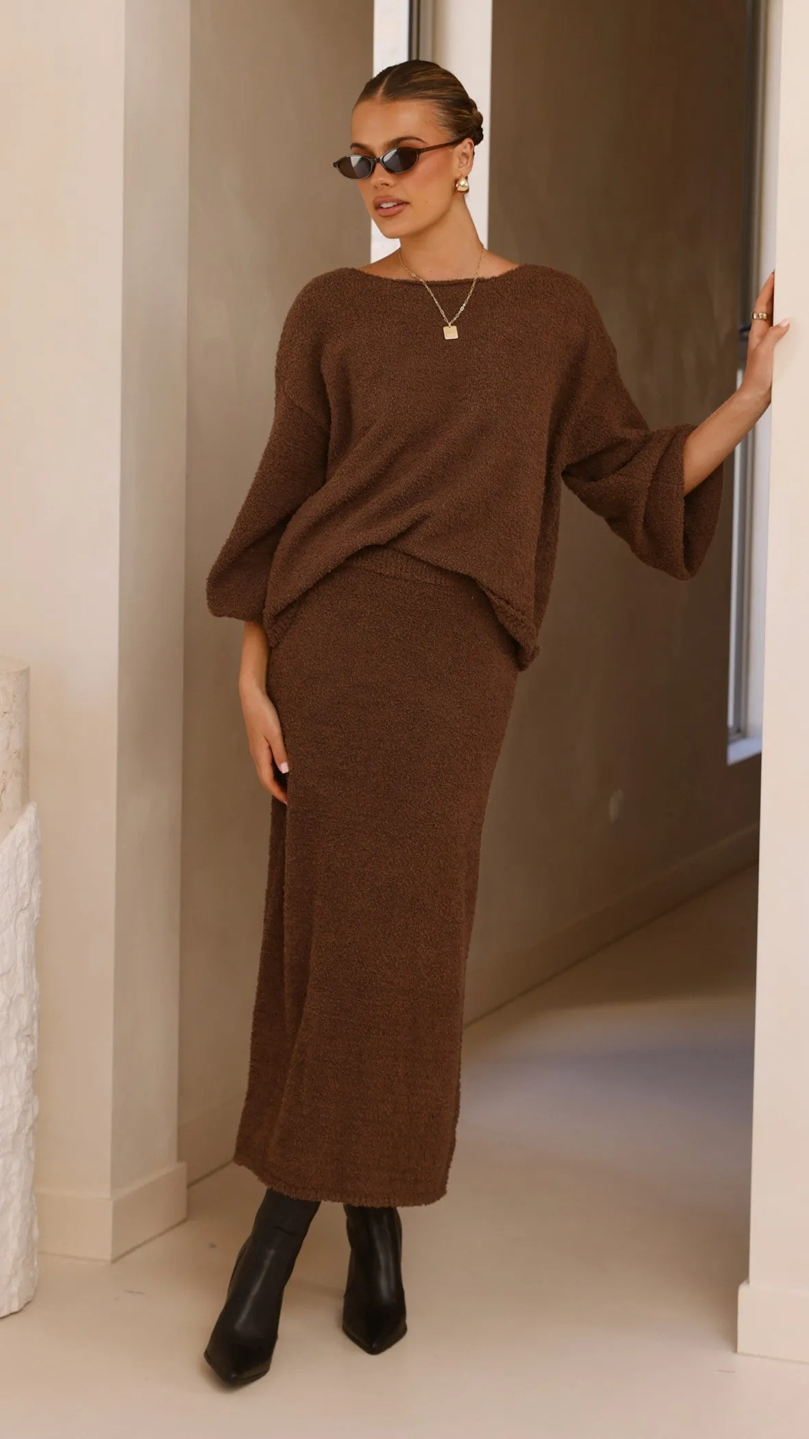 Day Off Style Versatile event piece Cohen Knit Midi Skirt - Chocolate
