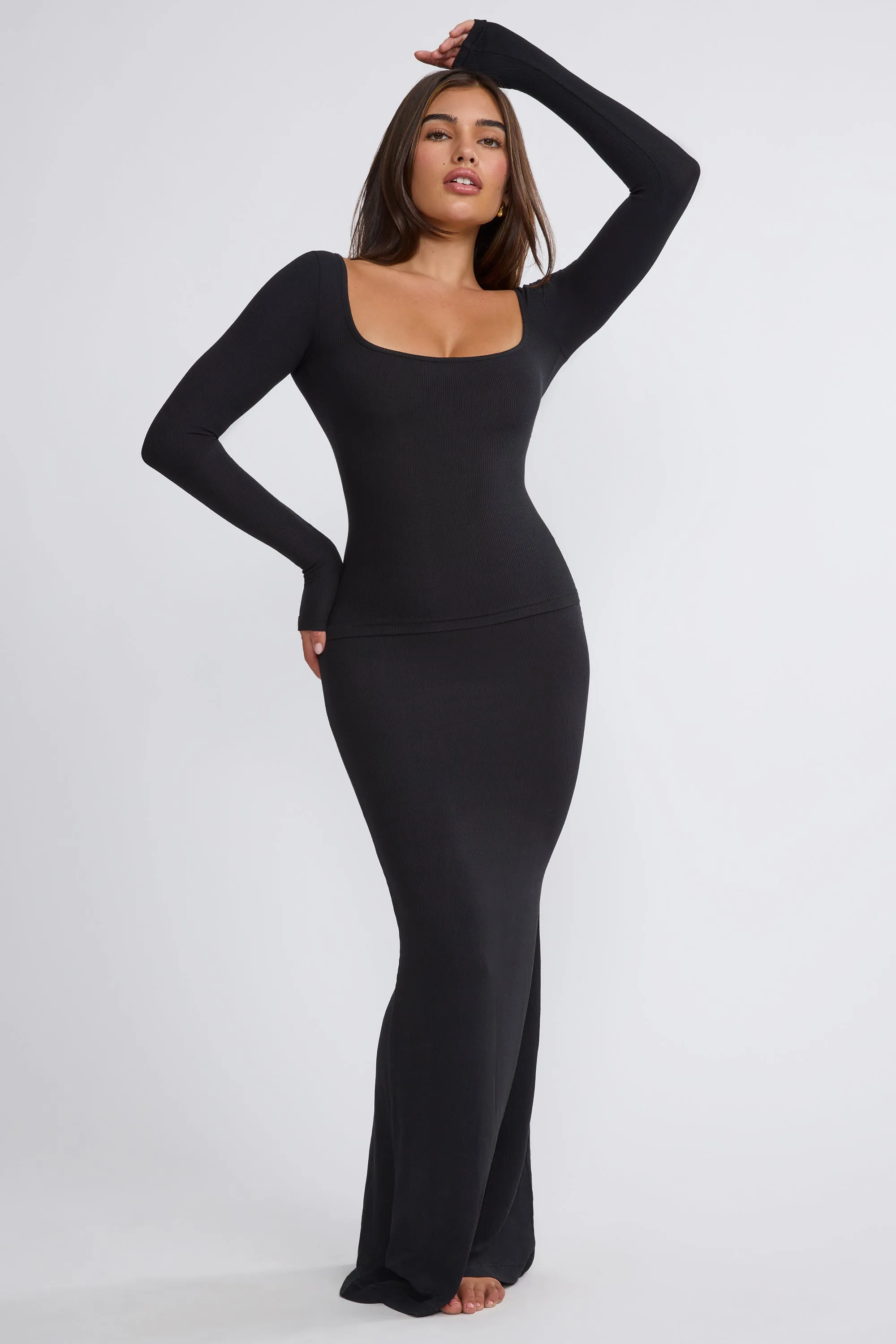 Tear Resistant Airy Feel Ribbed Modal Mid Rise Maxi Skirt in Black