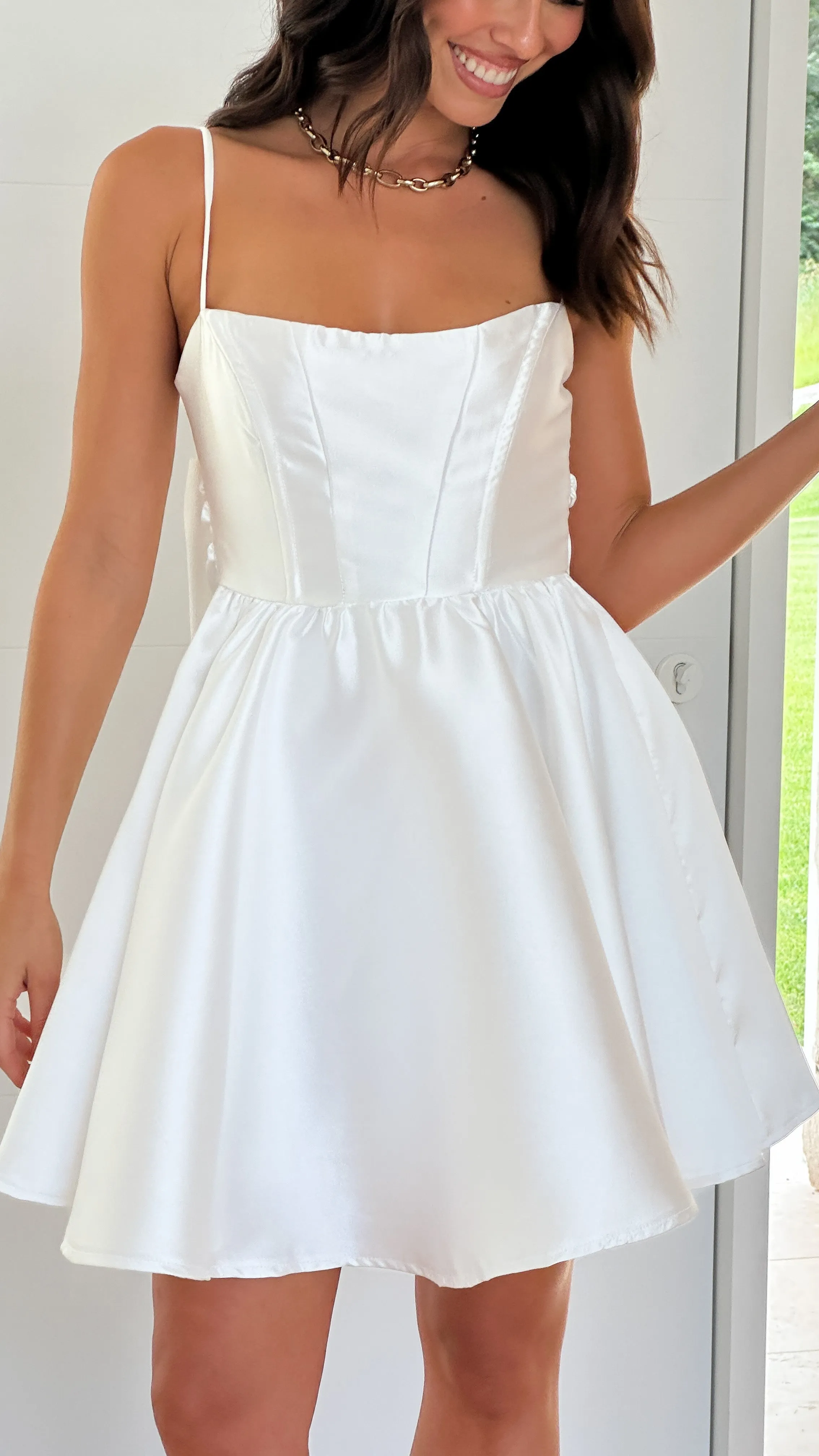 Hot Style Pose Queen Ichiko Mini Dress - White