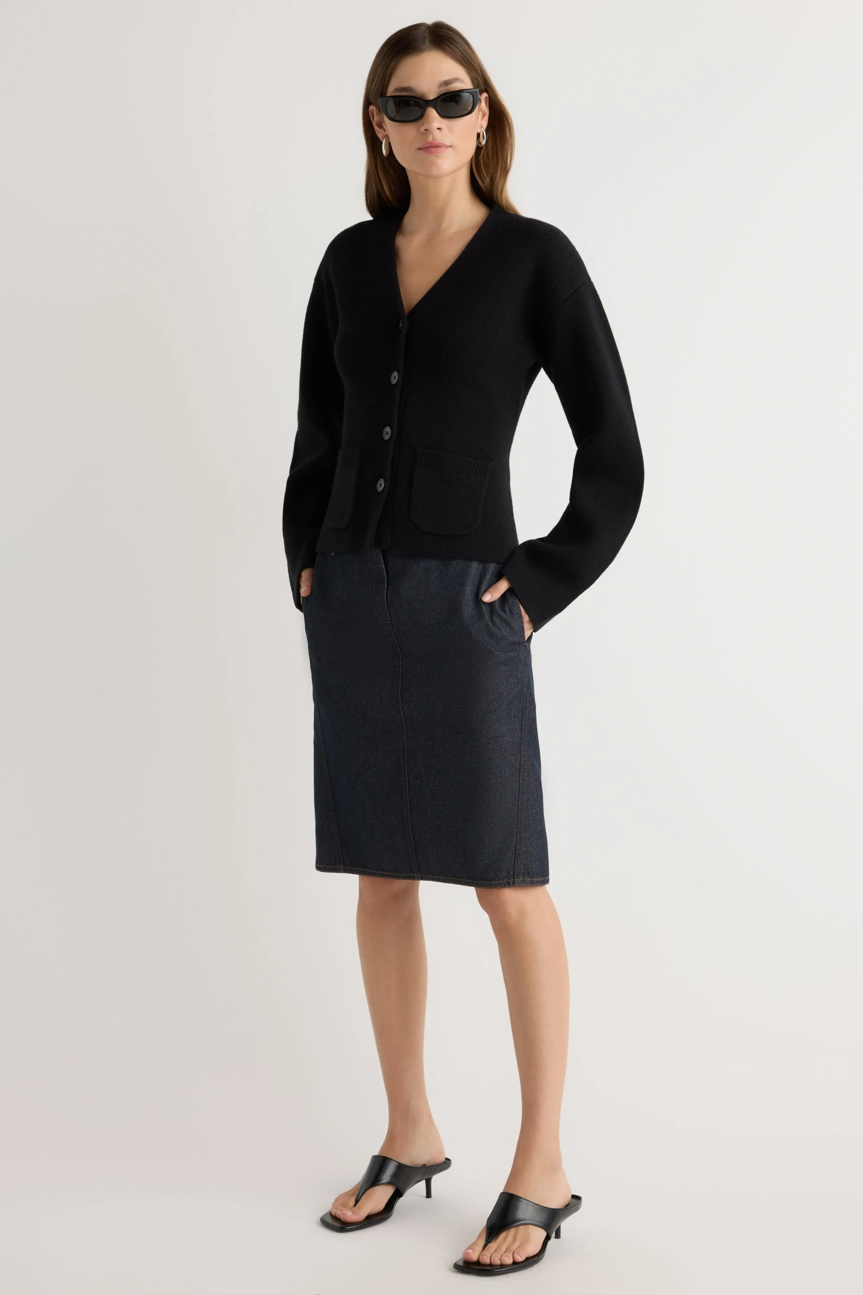 Trendy Winter Cozy And Stylish Elinor Organic Cotton-Wool V-Neck Cardigan