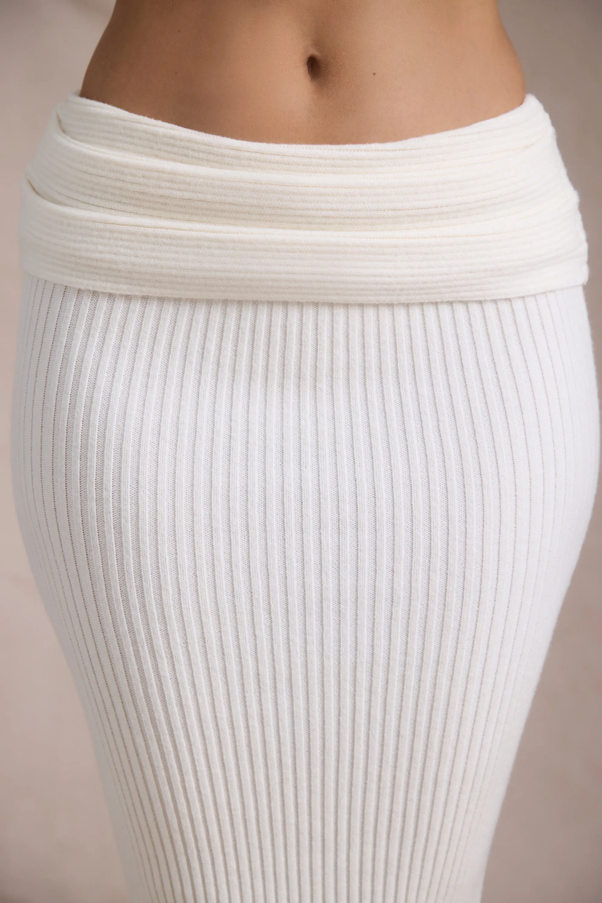 Ribbed-Knit Foldover Maxi Skirt in Ivory Visual Outfit Sleek Detail
