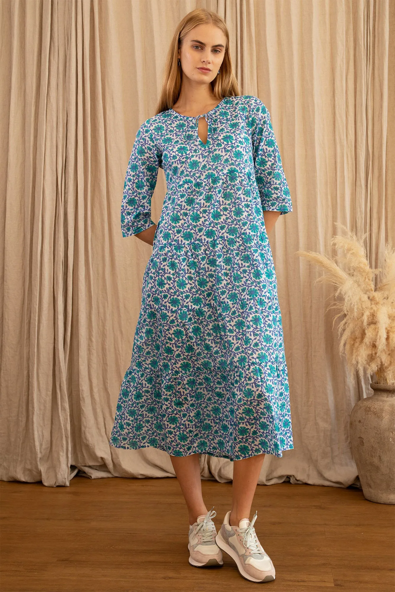 Emma Organic Cotton Dress | Flower Wheel Green/White Comfortable Cut Weekend Ready