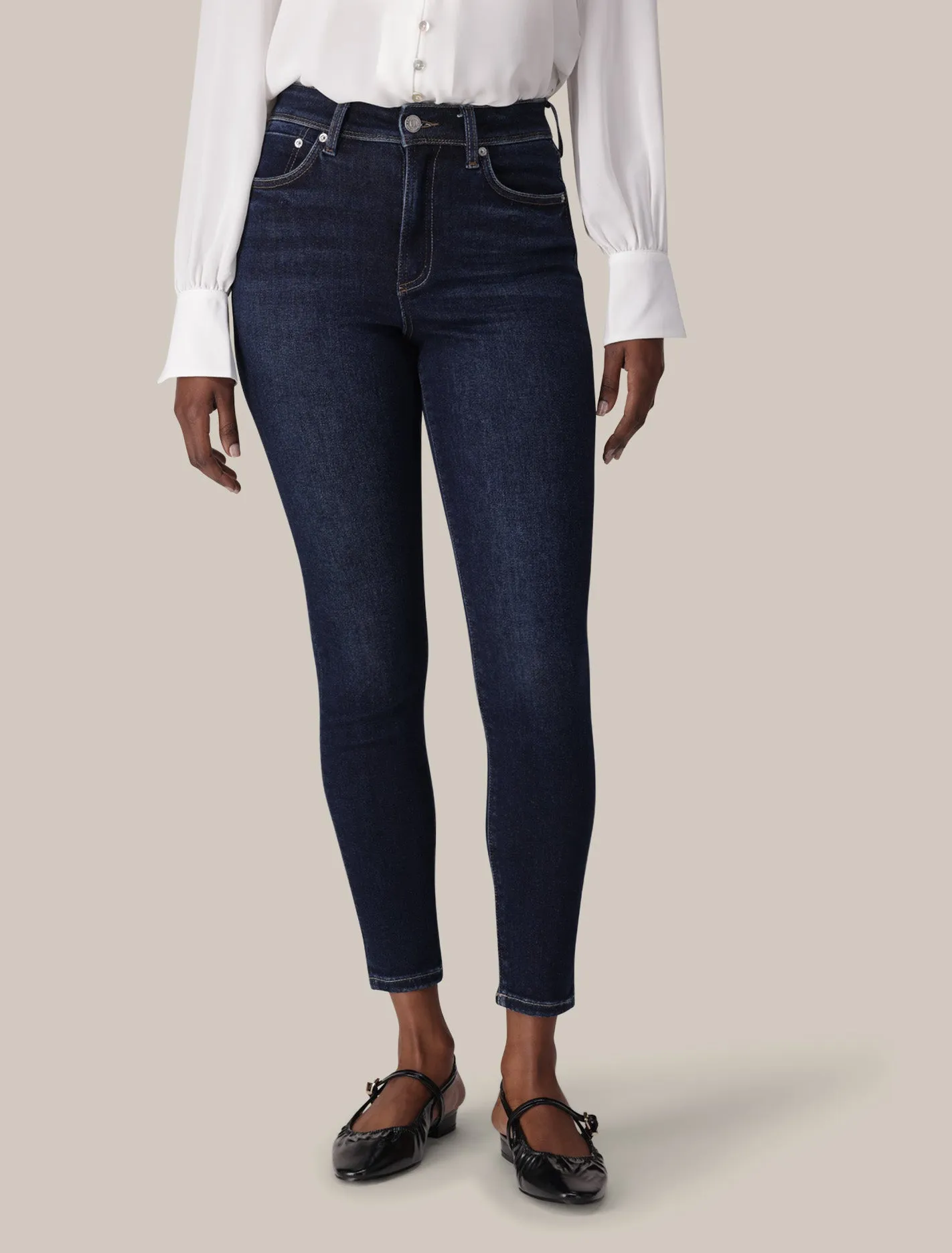 Nala Mid-Rise Jeans Effortless Style Neutral Loose