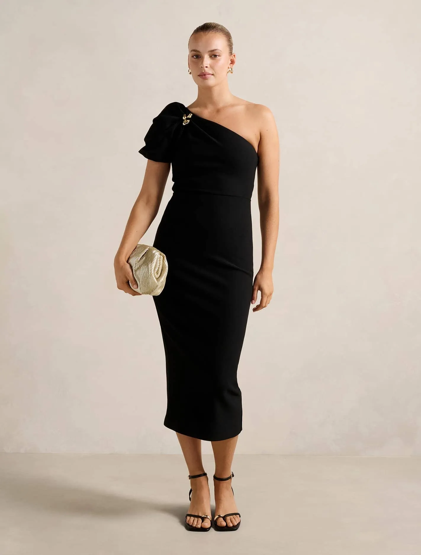 Platinum Shine Effortless day-to-evening dress Linda One Shoulder Puff Sleeve Midi Dress